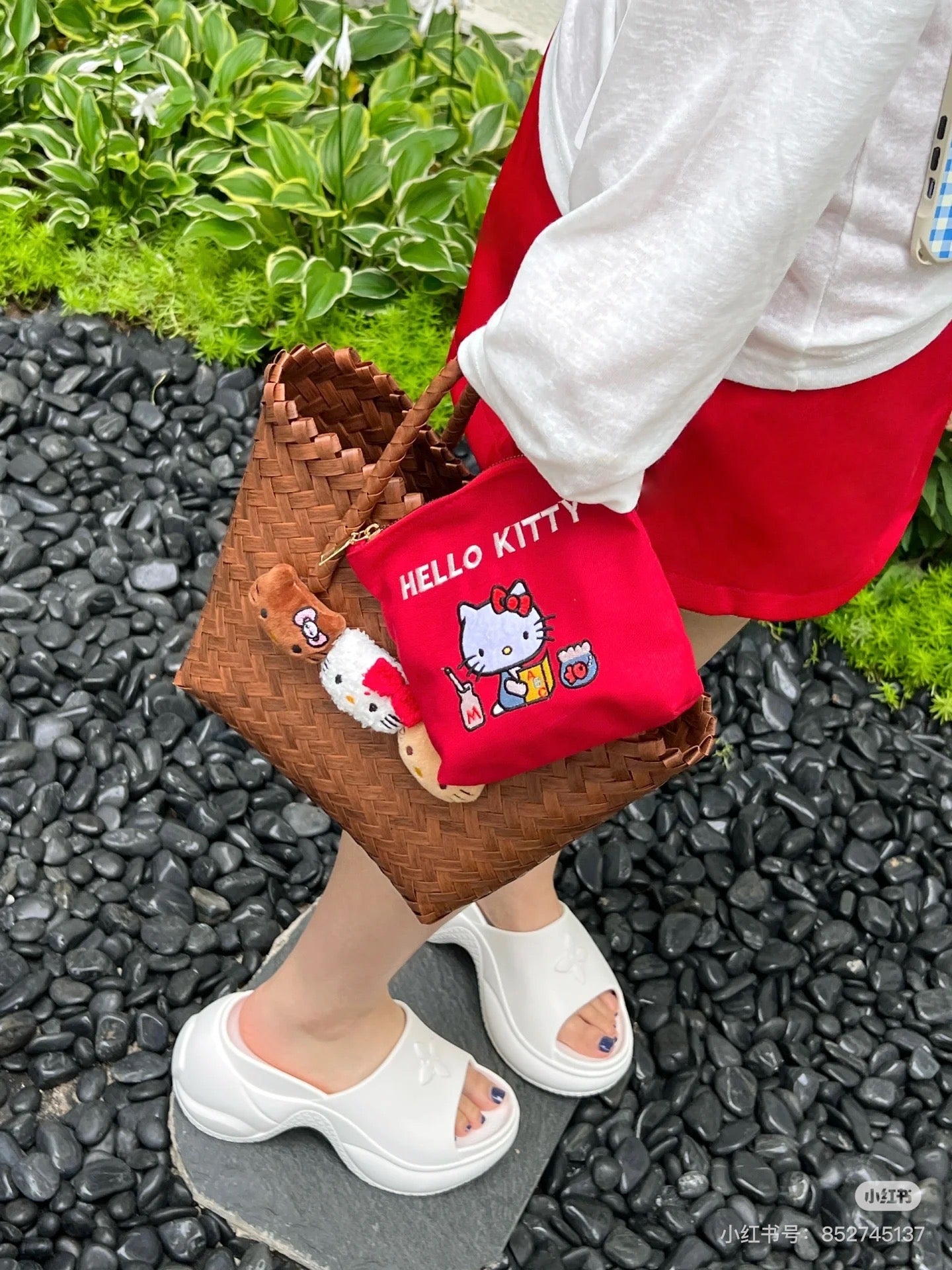 HelloKitty凯蒂猫|Sanrio Hello Kitty 50th Anniversary Makeup Pouch收纳包/化妆包|约H13×W19×D5