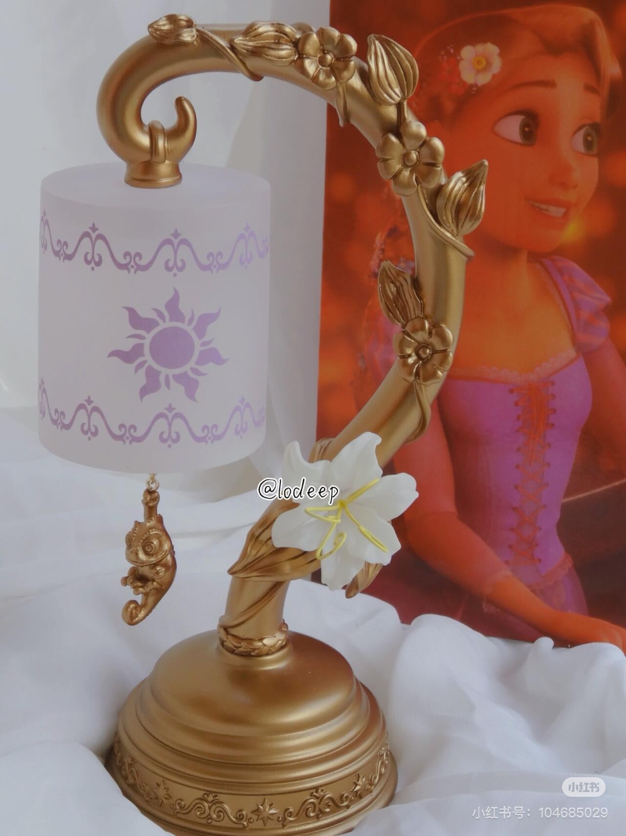 【限购1】Disney迪士尼|Tangled Pascal LED Light FEEL LIKE RAPUNZEL lantern cute长发公主幻想之泉乐佩帕斯卡LED台灯/小夜灯|約高さ21.5×幅11×奥行き8.2(cm)