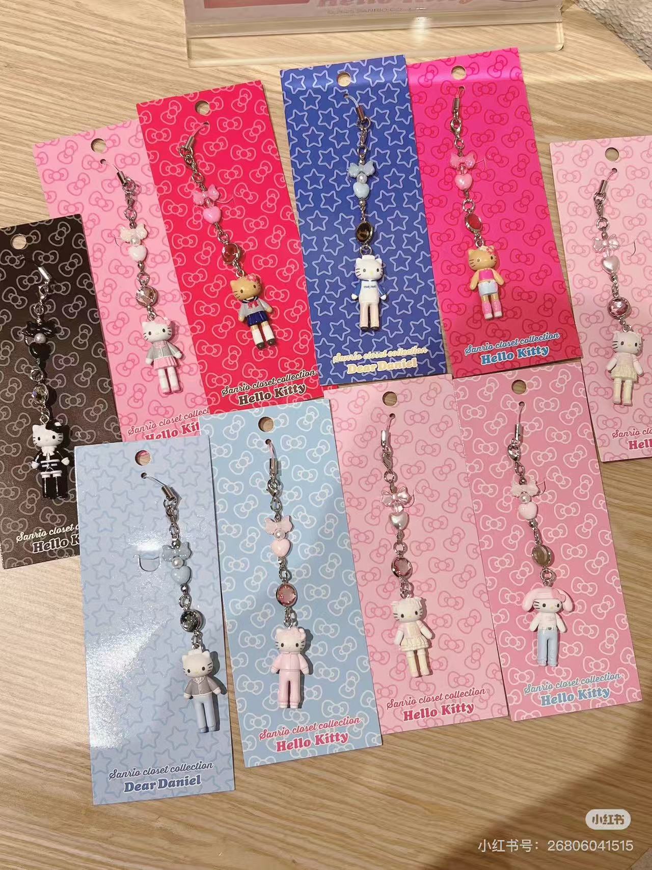 Hello Kitty|Closet Collection Gal Style Phone Charm |2×1.2×4cm approx.