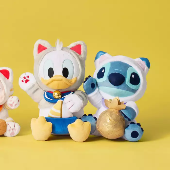 Disney|New Year Collection Plush Toy-Lucky Cat Figure新年招财猫系列坐姿毛绒玩偶/公仔/可脱帽|約H26 x W20 x D19 (cm)