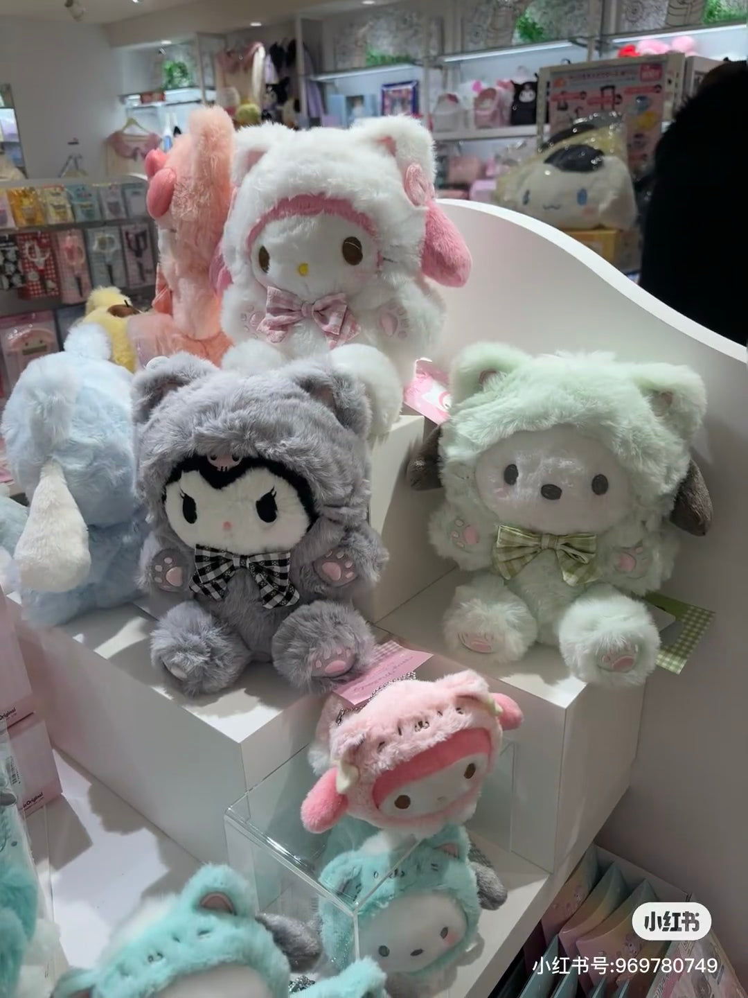 Sanrio|2024奶fufu的限定肉球猫咪系列玩偶/公仔/肉垫垫/粉爪爪/如拿铁系列一样好摸|约17 x 17 x 9cm