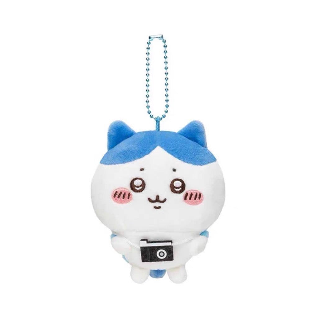 Chiikawa 吉伊卡哇|Looking forward to going out! Mochitto Puchi MiniMascot背小包包出游系列毛绒挂件/包挂|约 H135 x W90 x D55mm