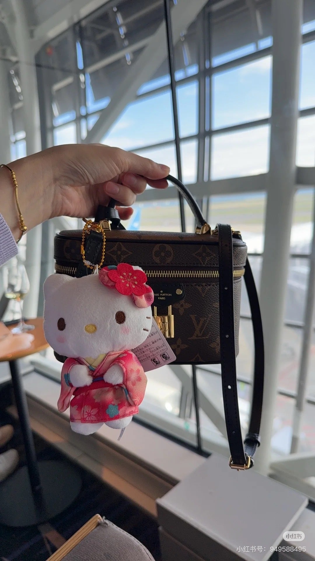 Sanrio|Sakura Kimono Mascot Holder /Plush Keychain |9.5×6.5×15cm approx.