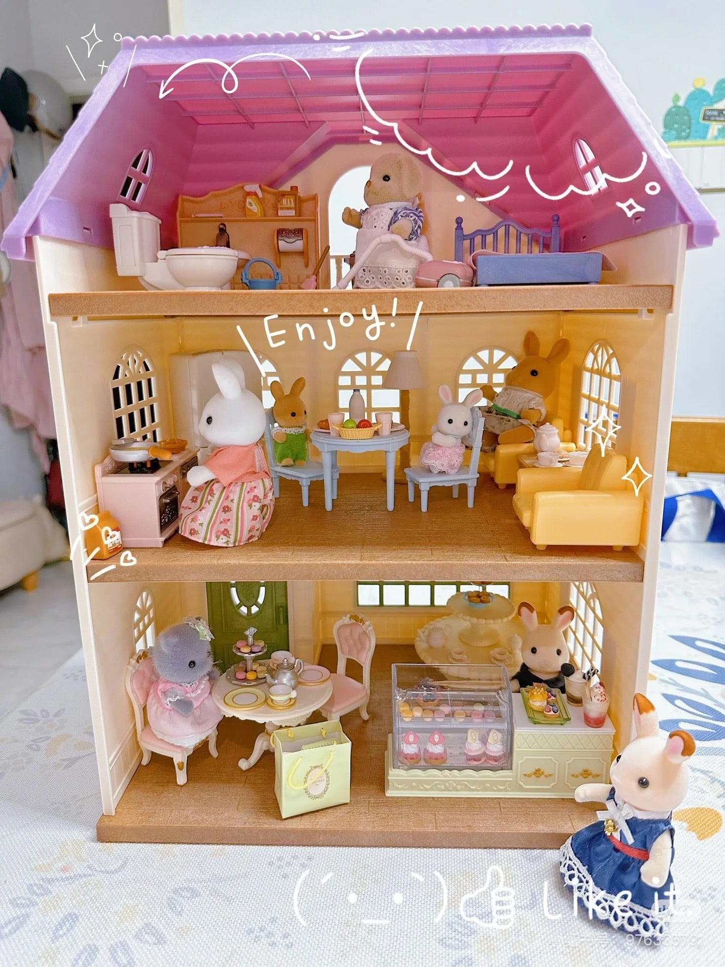 SylvanianFamilies|WISTERIA TERRACE GIFT SET WITH SUNNY RABBIT BABY WESLEY AND SUNNY RABBIT MOTHER ROONEY-5728