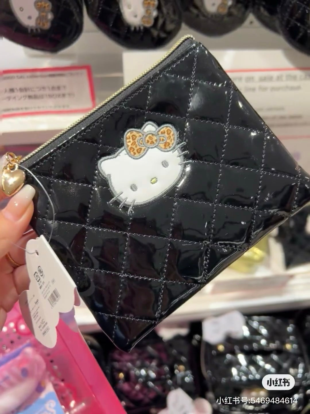 Hello Kitty凯蒂猫|Quilting Enamel Flat Pouch Black豹纹黑色方形菱格纹拉链零钱包挂件/小收纳包/正反面都可爱