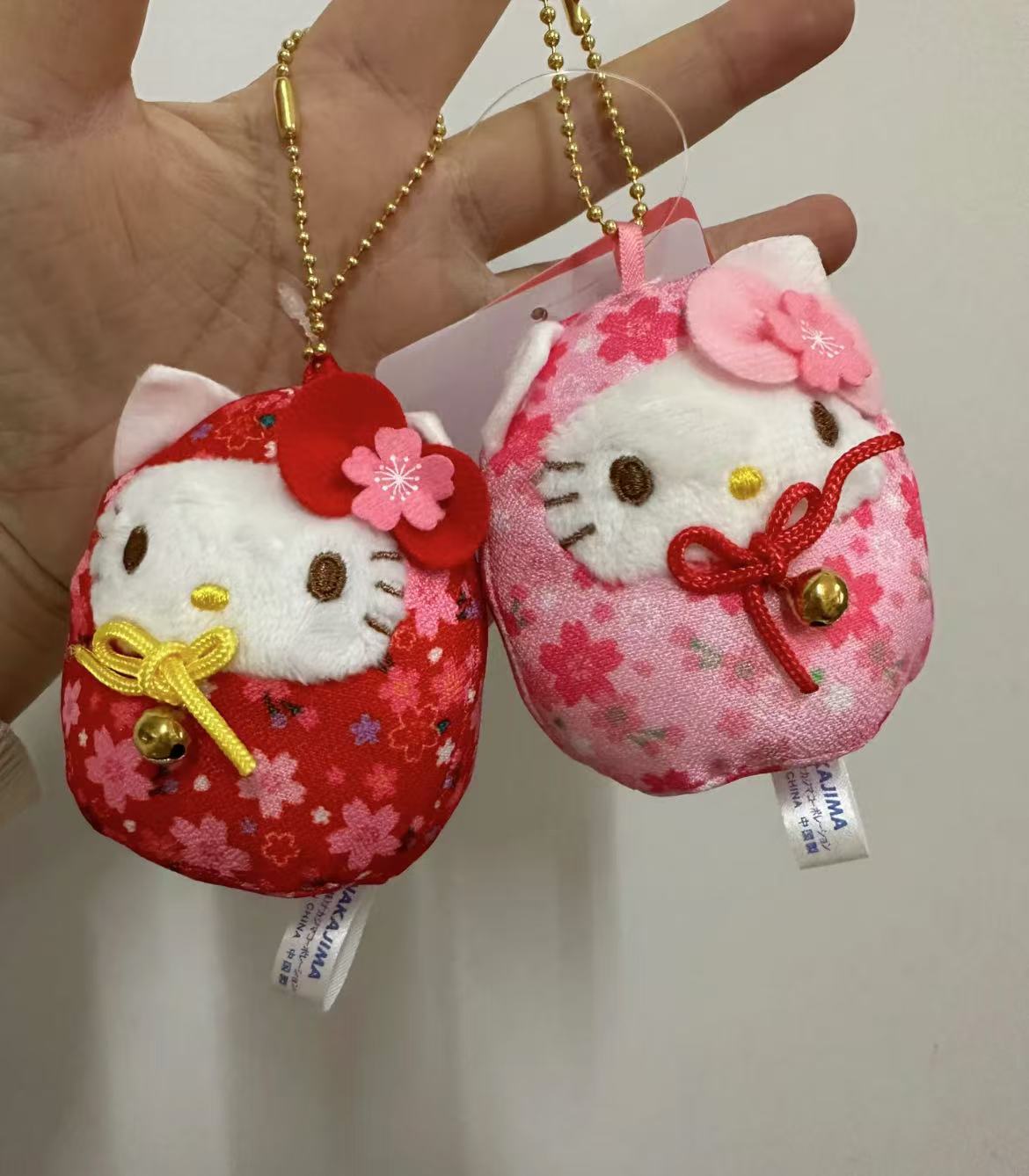 Sanrio|Daruma Japanese New Year Sakura Mascot Holder /Plush Keychain| 65×70×50mm approx.