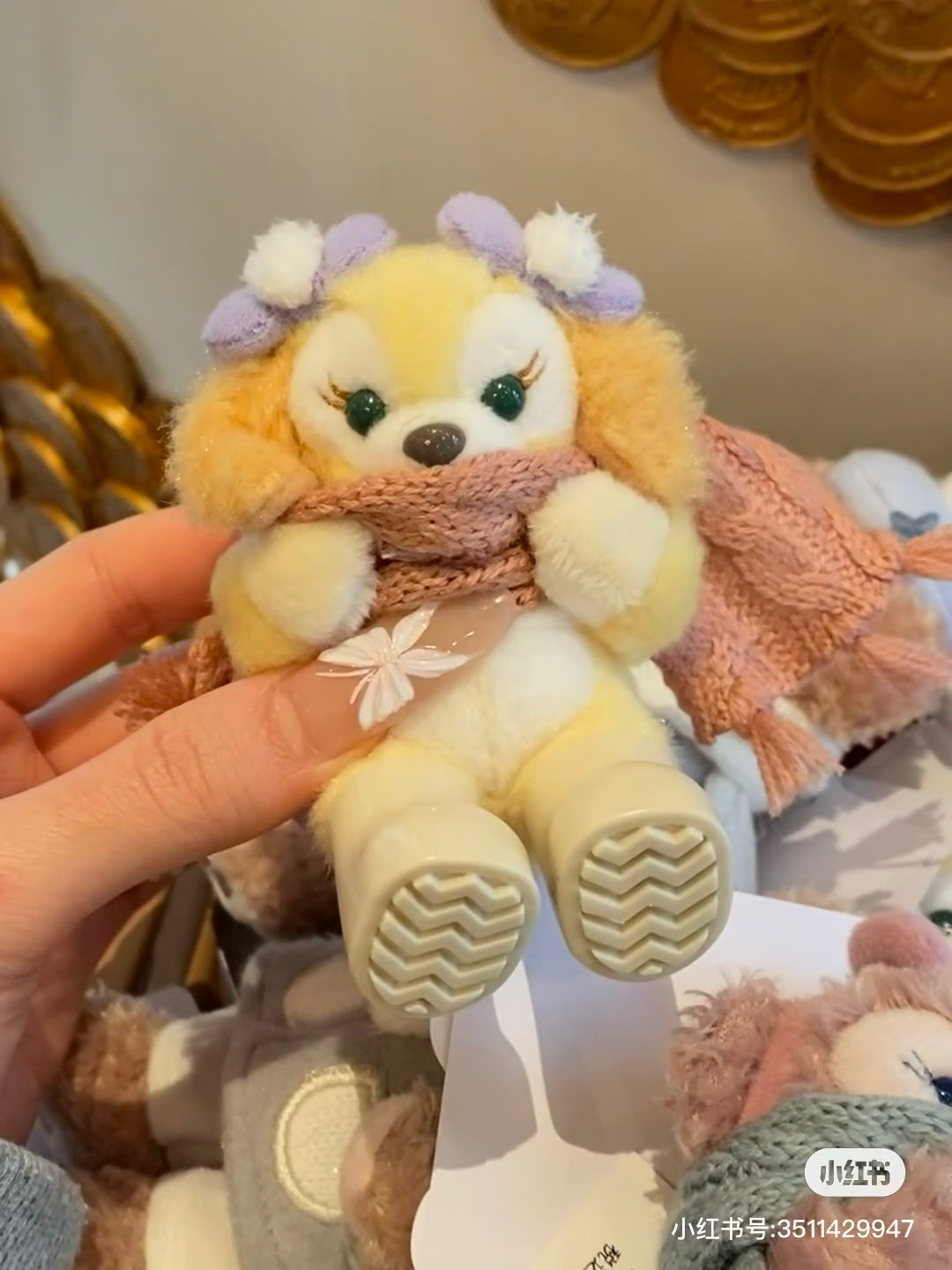 Disney迪士尼 |东迪2024冬日限定七宝坐姿围巾毛绒玩偶挂件/包挂