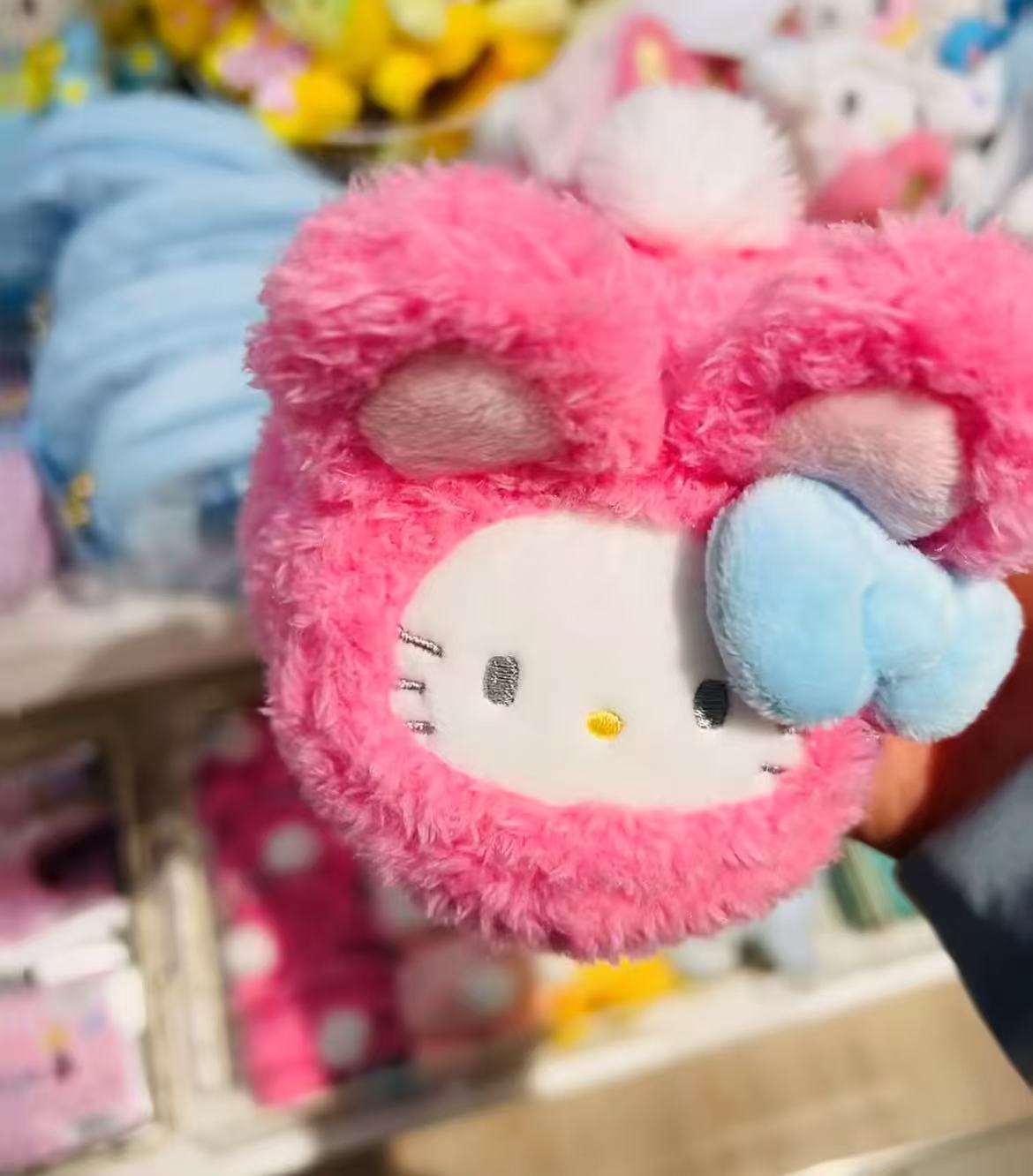 Sanrio|Spring Rabbit Mini Pouch Charm|11.6 x 10.3 x 6.3cm approx.