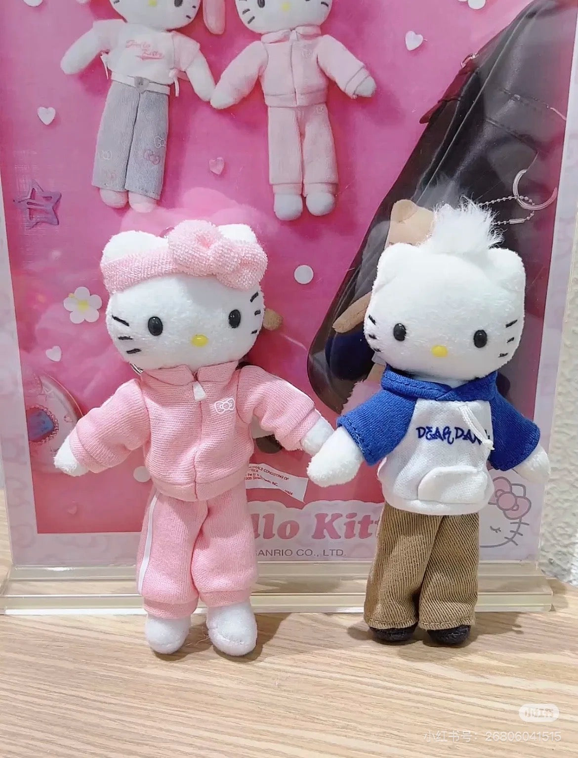 Hello Kitty|Closet Collection Mascot Holder /Plush Keychain|8×3.5×15cm approx.