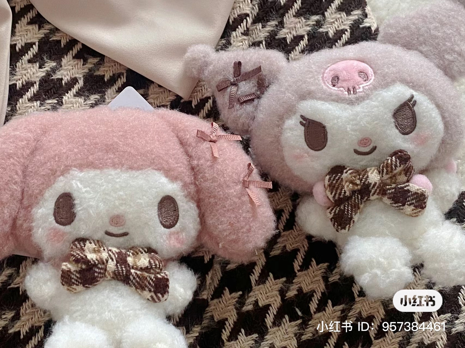 Sanrio|摩卡格纹玩偶/公仔/类似羊毛毡质感/美拉德色|S号/约20 x 10 x 22 cm