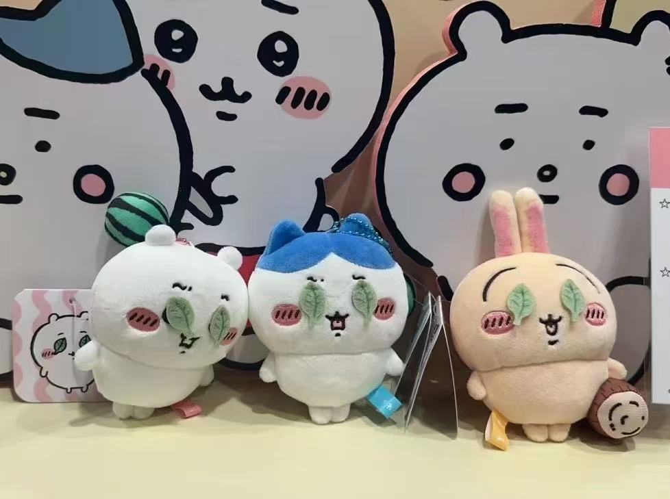 chiikawa|Is this a watermelon smash? Mascot Holder /Plush Keychain|H105 x W85 x D50mm approx.