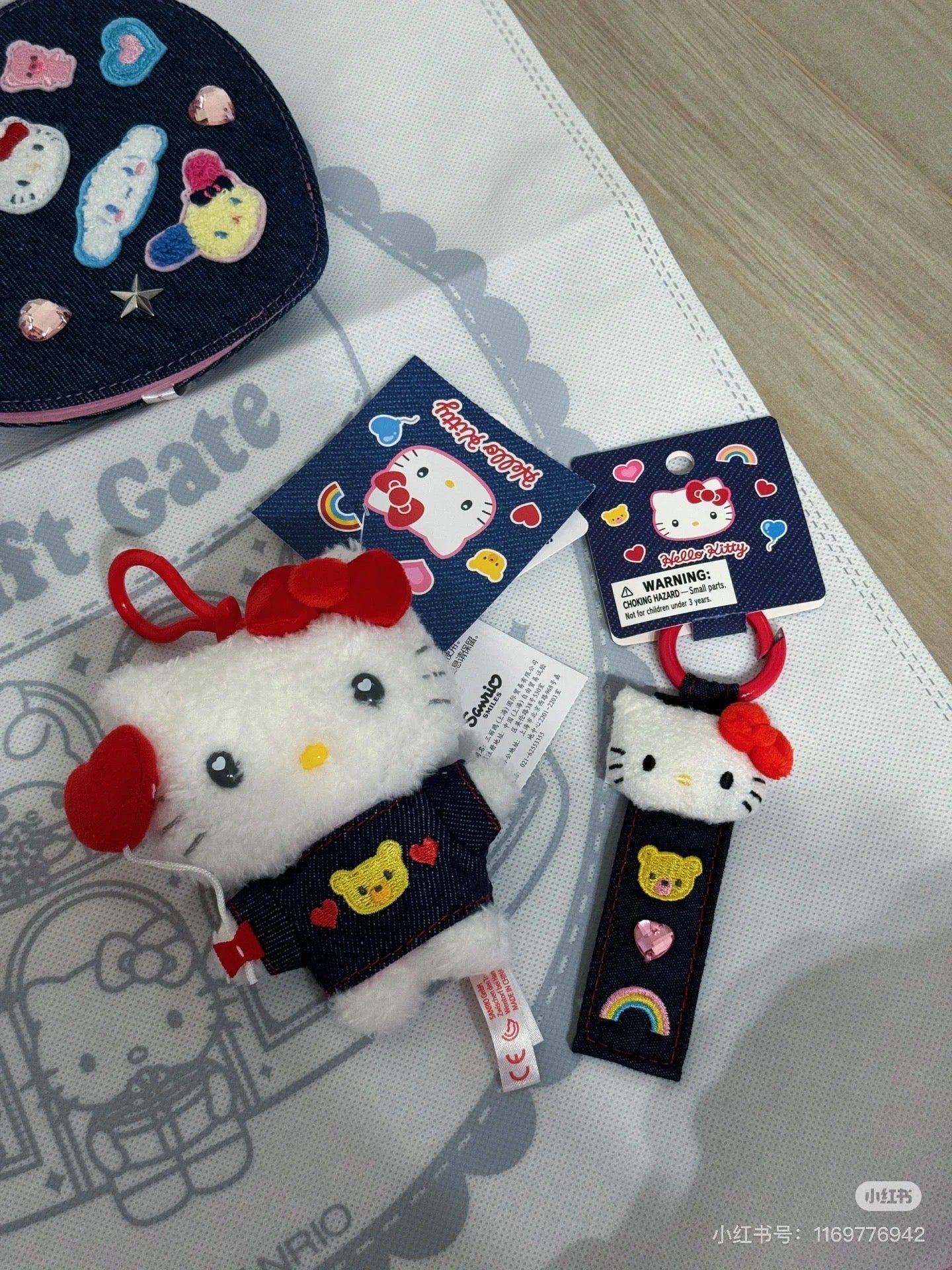 Sanrio三丽鸥|Tag Keychain/ Denim Patch牛仔丹宁贴布系列吊牌钥匙扣/包挂/反面有名字刺绣|约18.3 x 6.0 x 2.2cm