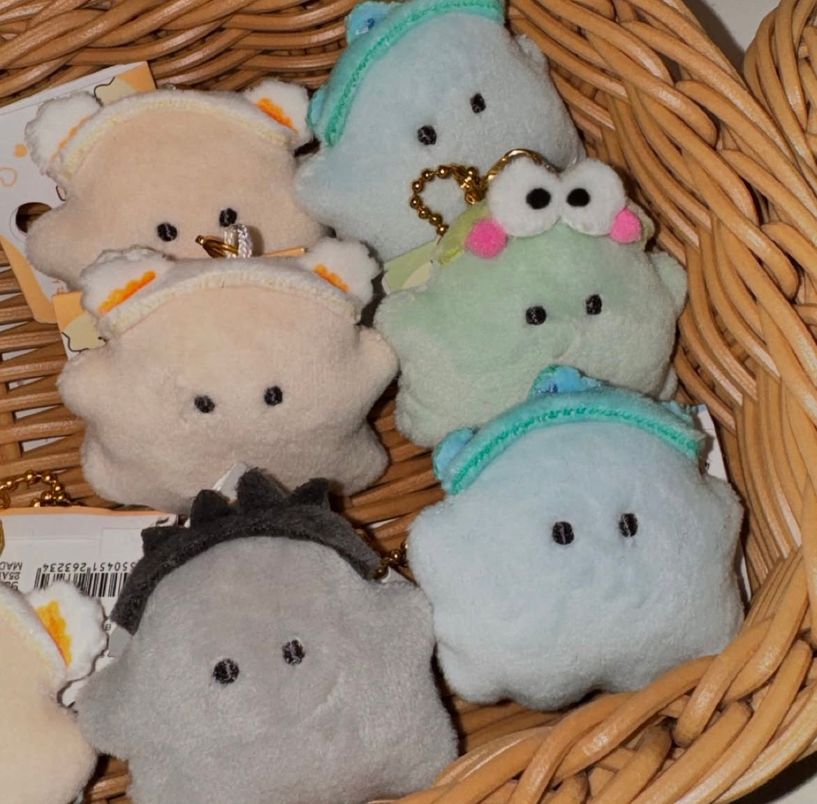 Sanrio|Characters x Obakenu plush keychain/mascot keychain|W60 x H150 x D20mm approx.