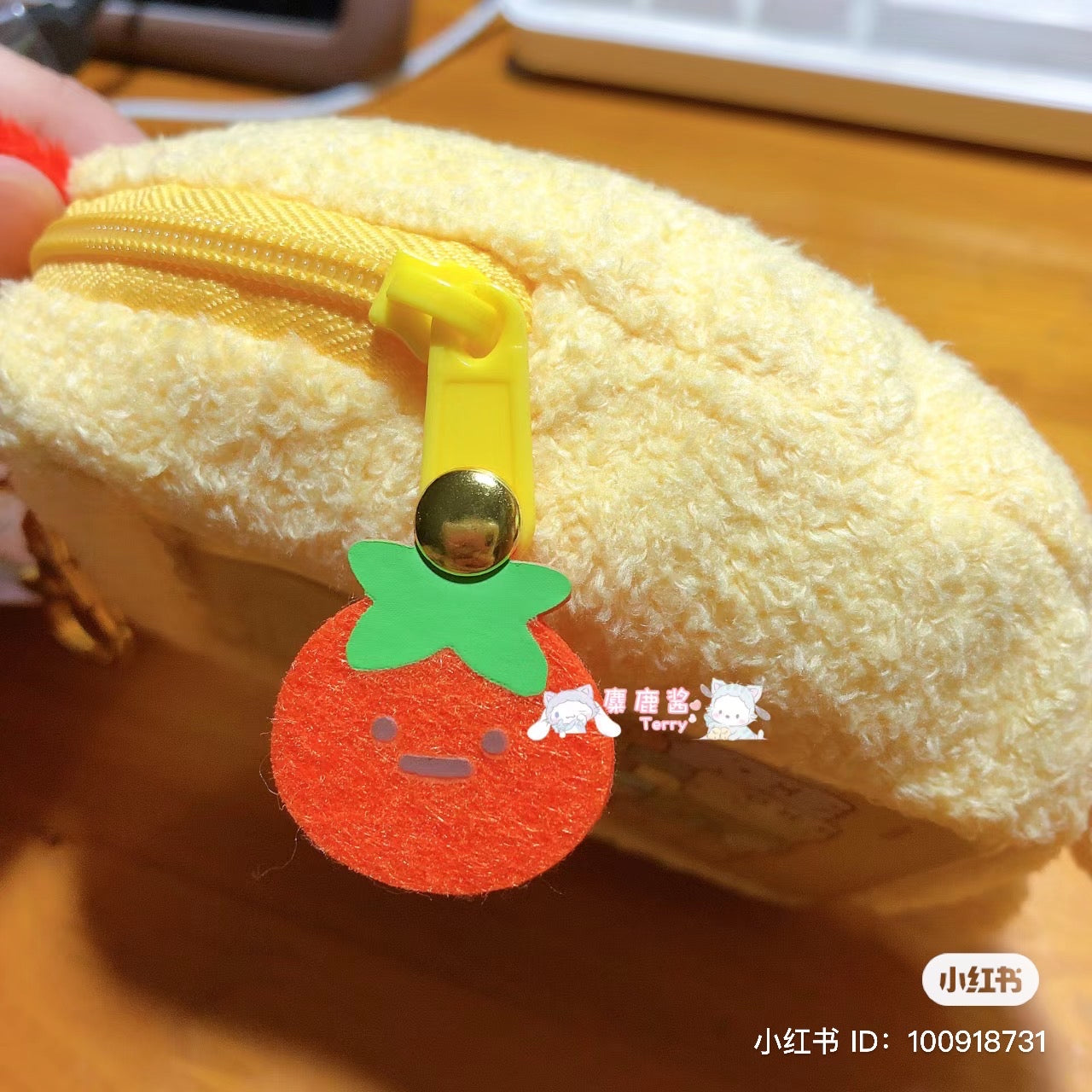 Sumikko gurashi|Plush Pass Case with Reel|145×115×45mm approx.