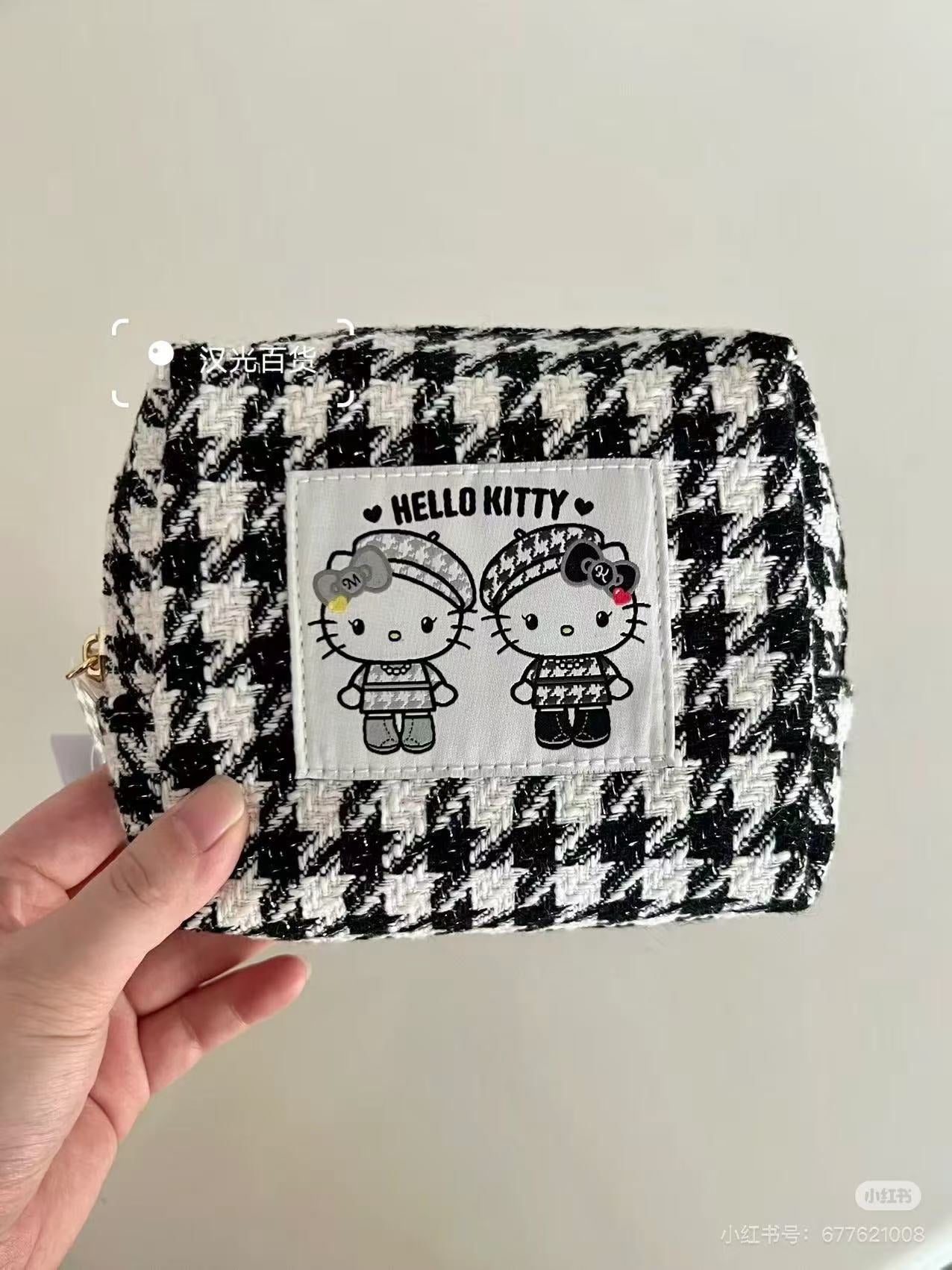 Hello Kitty|Monochrome Girly Twin Coordinate Square Pouch|13.5×6.5×12cm approx.