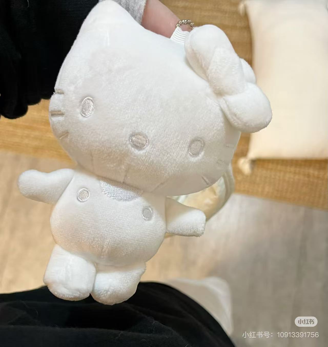 HelloKitty|avail Mascot Holder /Plush Keychain