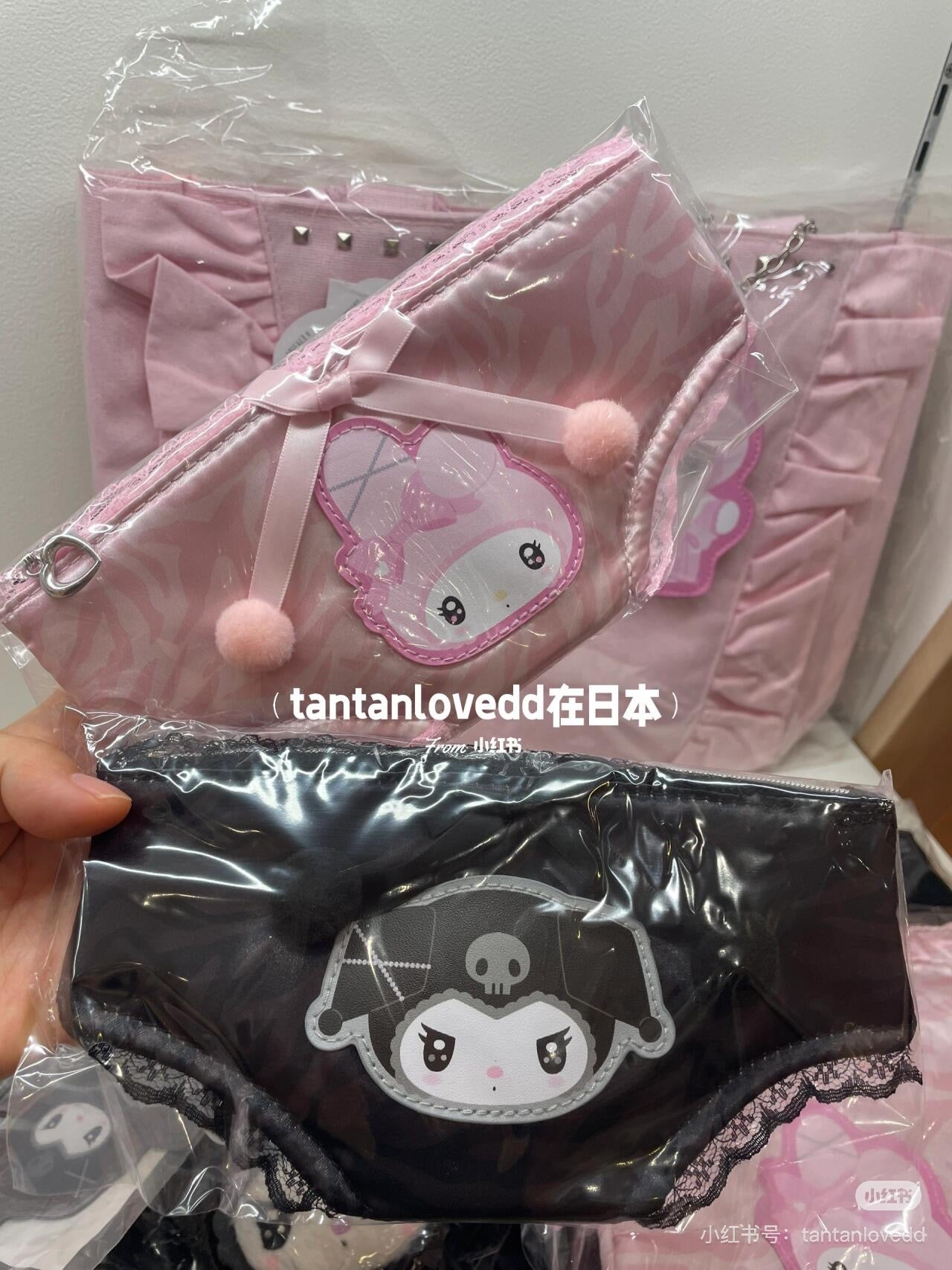 Sanrio|Twin Idol Flat Pouch|19.5×1×10.5cm approx.