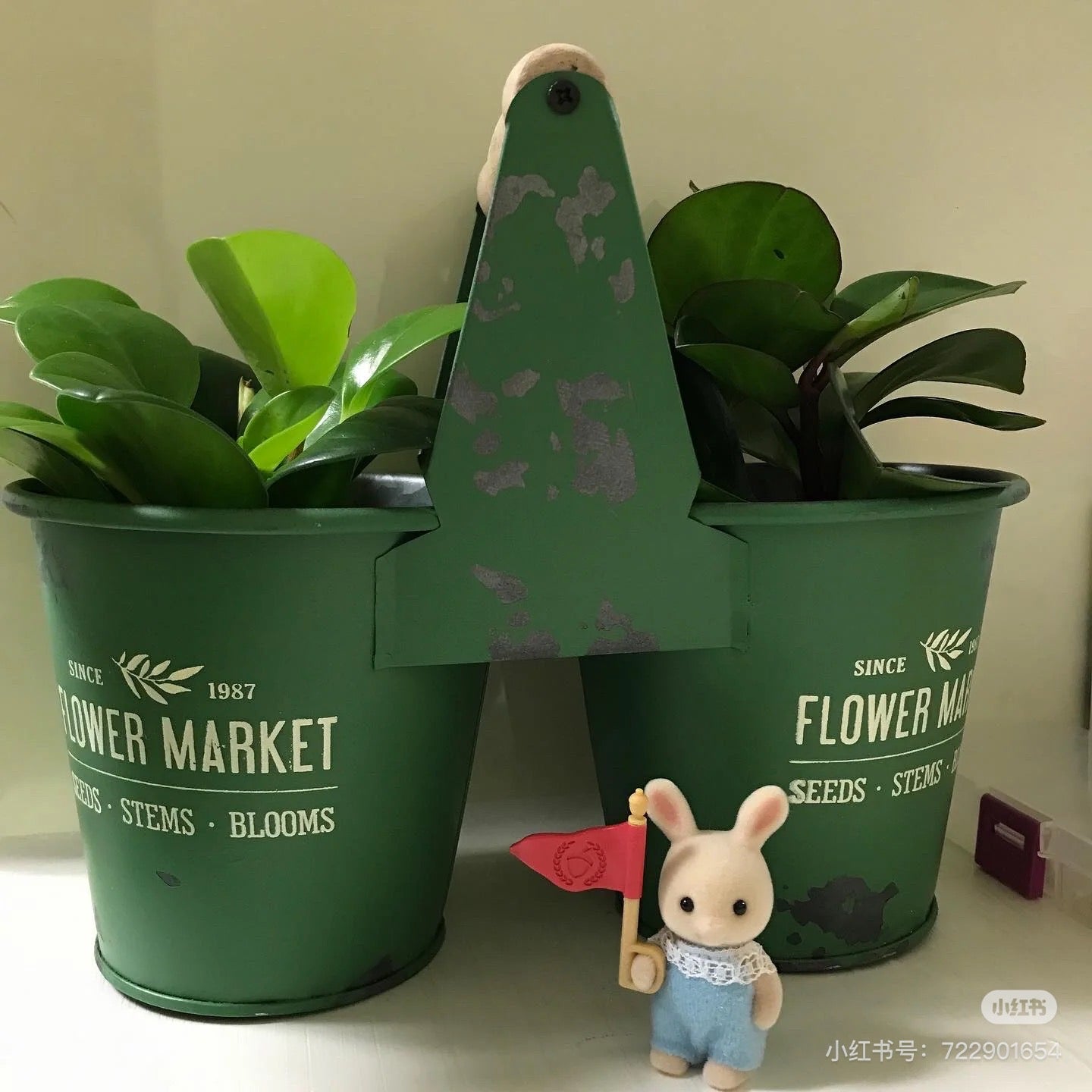 SylvanianFamilies|Milk Rabbit Baby Doll