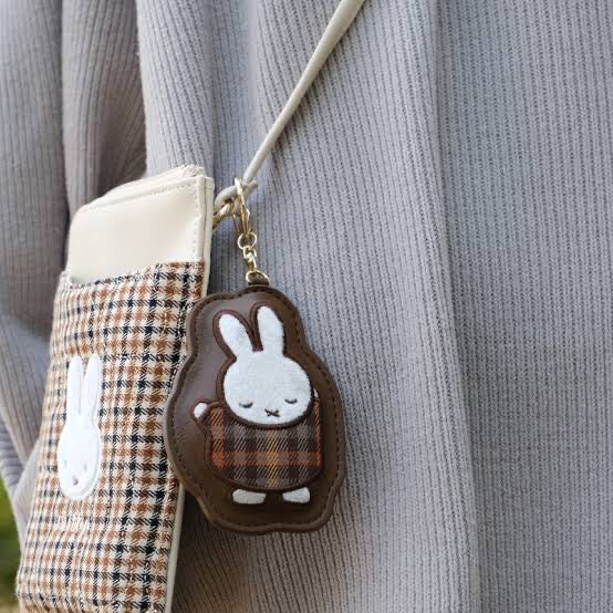 Miffy|Dick Bruna Picture Book Character Keychain/Keyring| 95 x 60 mm approx.