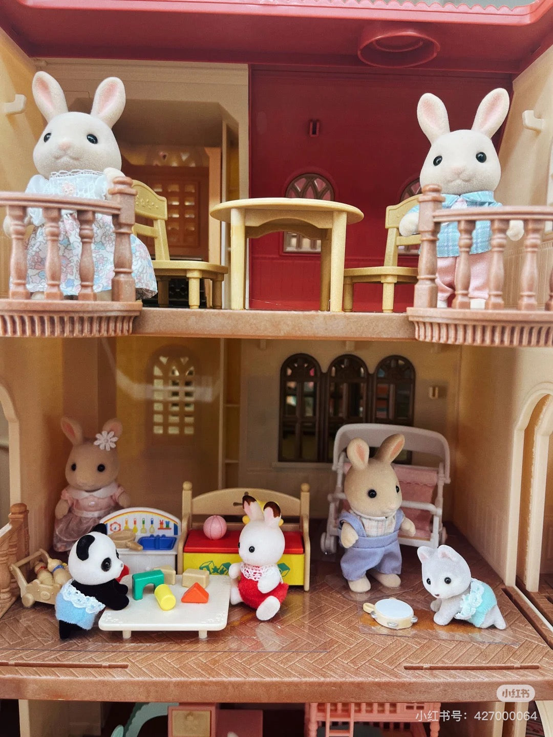 SylvanianFamilies森贝儿家族|Milk Rabbit Family牛奶兔一家四口植绒站宝套组/玩具/过家家5706