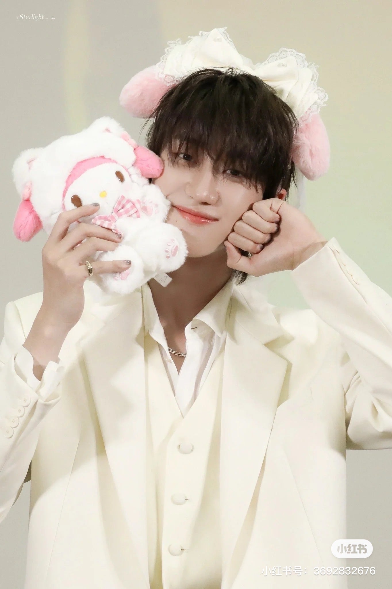 Sanrio|2024奶fufu的限定肉球猫咪系列玩偶/公仔/肉垫垫/粉爪爪/如拿铁系列一样好摸|约17 x 17 x 9cm