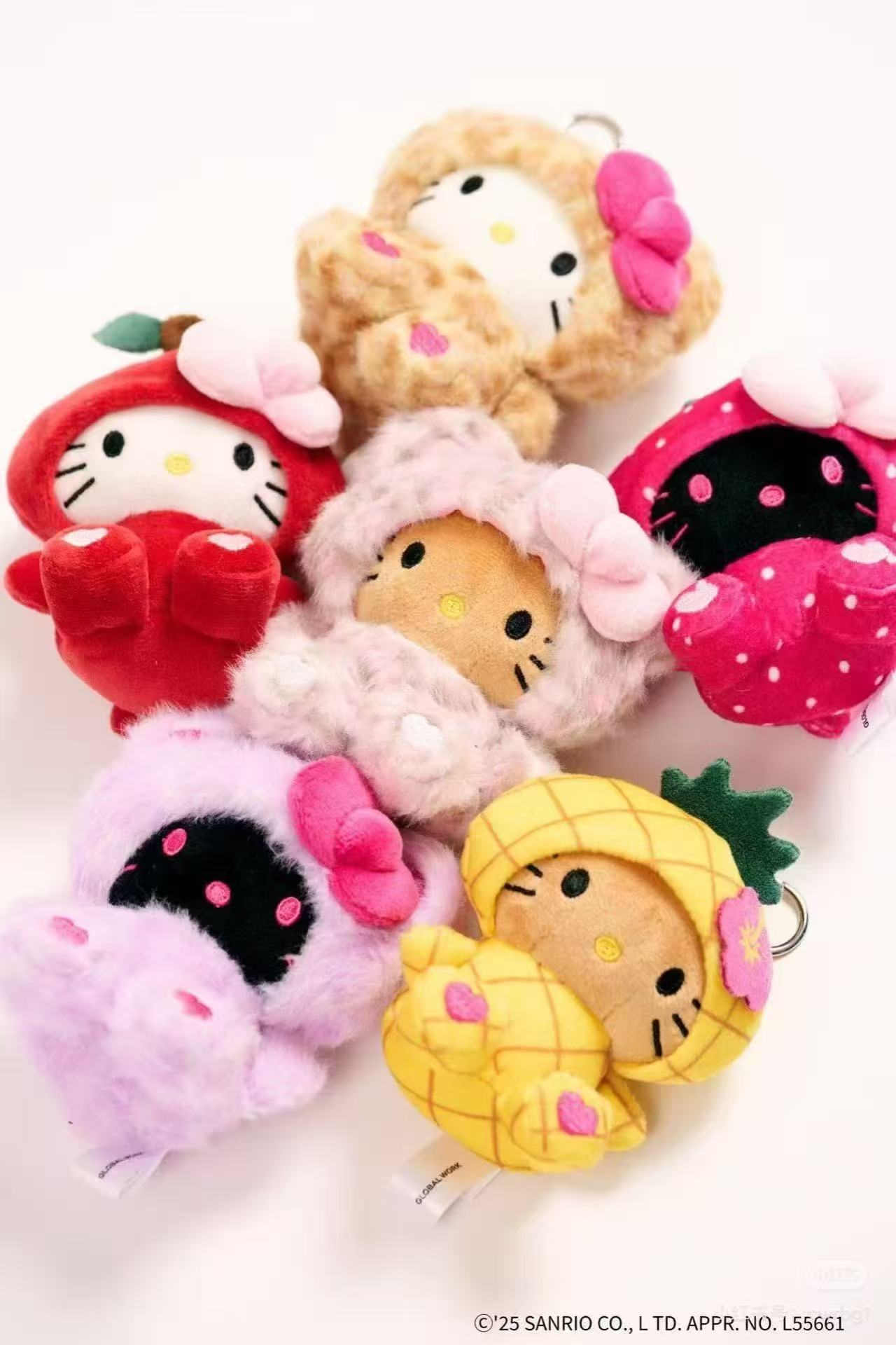 【limit 1】Hello Kitty|GLOBAL WORK Mascot Holder /Plush Keychain