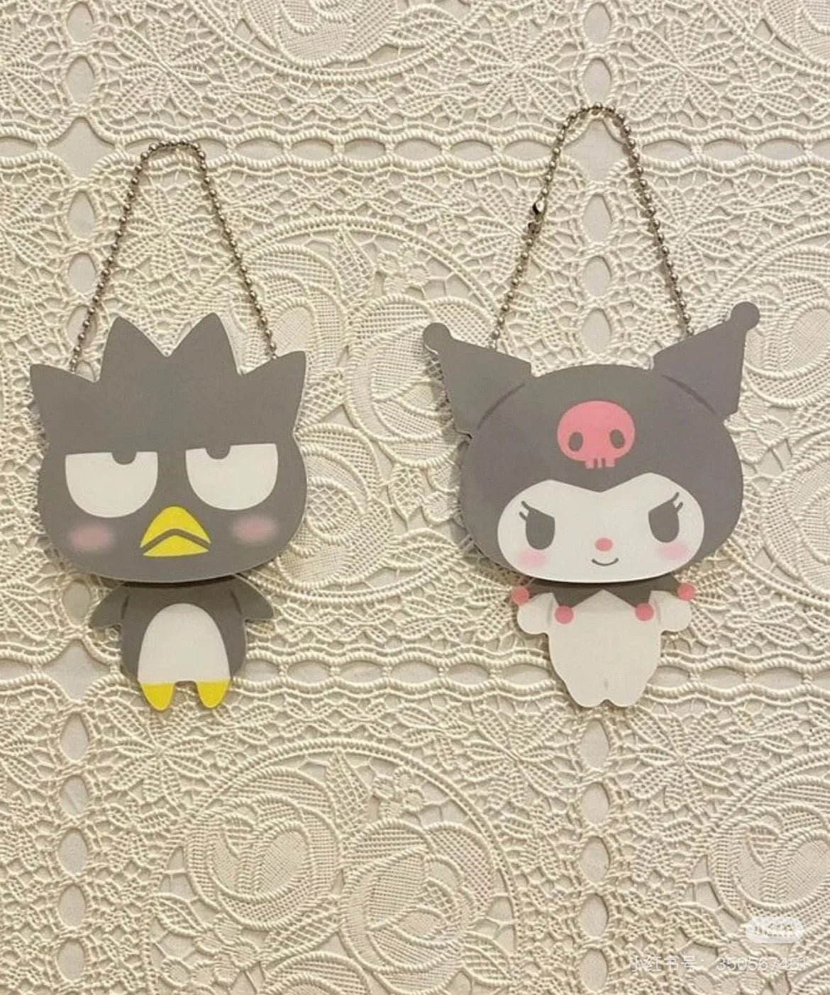 Sanrio三丽鸥|Secret Shaking Acrylic Charm Standard - Blind Box秘密系列可爱角色摇摇乐亚克力吊饰挂件盲盒/可以摇头/全8种|1枚入