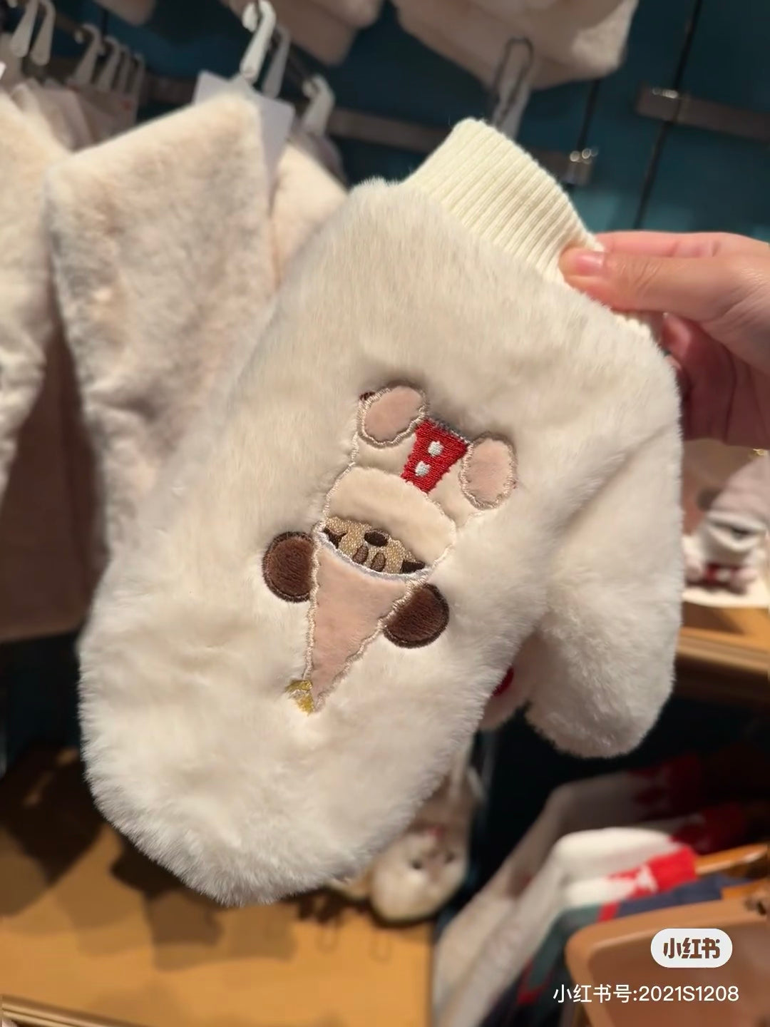 Disney迪士尼 |Merry Lil RingRing Mickey东迪2024圣诞精灵妖精米奇系列毛茸茸手套/大拇指上有爱心