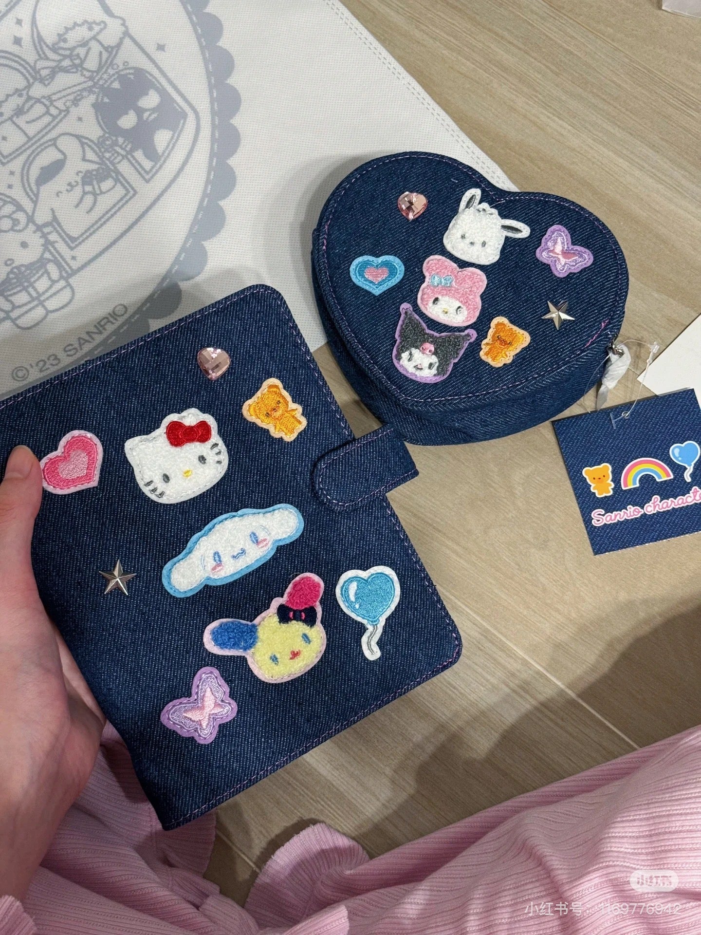 Sanrio三丽鸥|Binder Characters 6-Hole A6 Notebook Size Card Storage Clear 2-Tier Pocket/Denim Patch牛仔丹宁贴布系列活页相册/卡片收纳册/正反面不同图案|约21.2 x 20.0 x 5.2cm