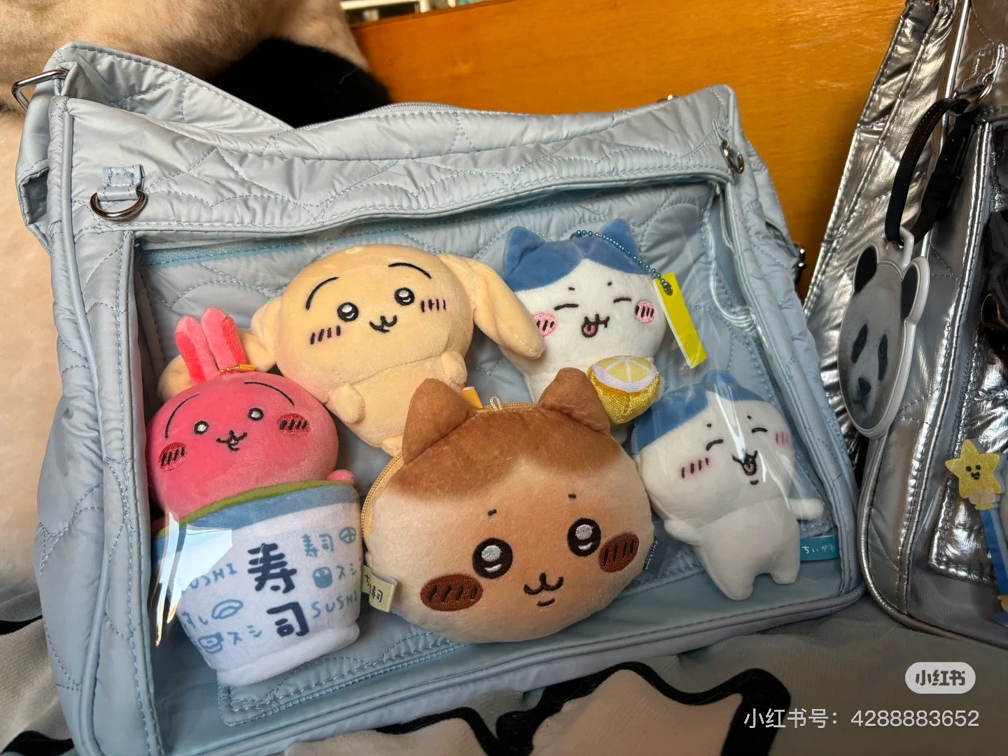 Chiikawa 吉伊卡哇|Face-shiped Mini Pouch / Chiikawa Bakery Bread-like面包店系列软乎乎脸型可爱角色零钱包挂件/包挂/耳机保护收纳包|约H115×W130×D40mm