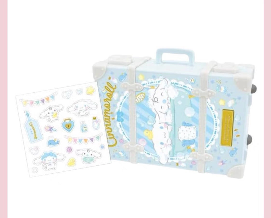 BANDAI万代|Sanrio Characters Tiny Suitcase三丽鸥迷你复古行李箱食玩盲盒/全5种|1枚入