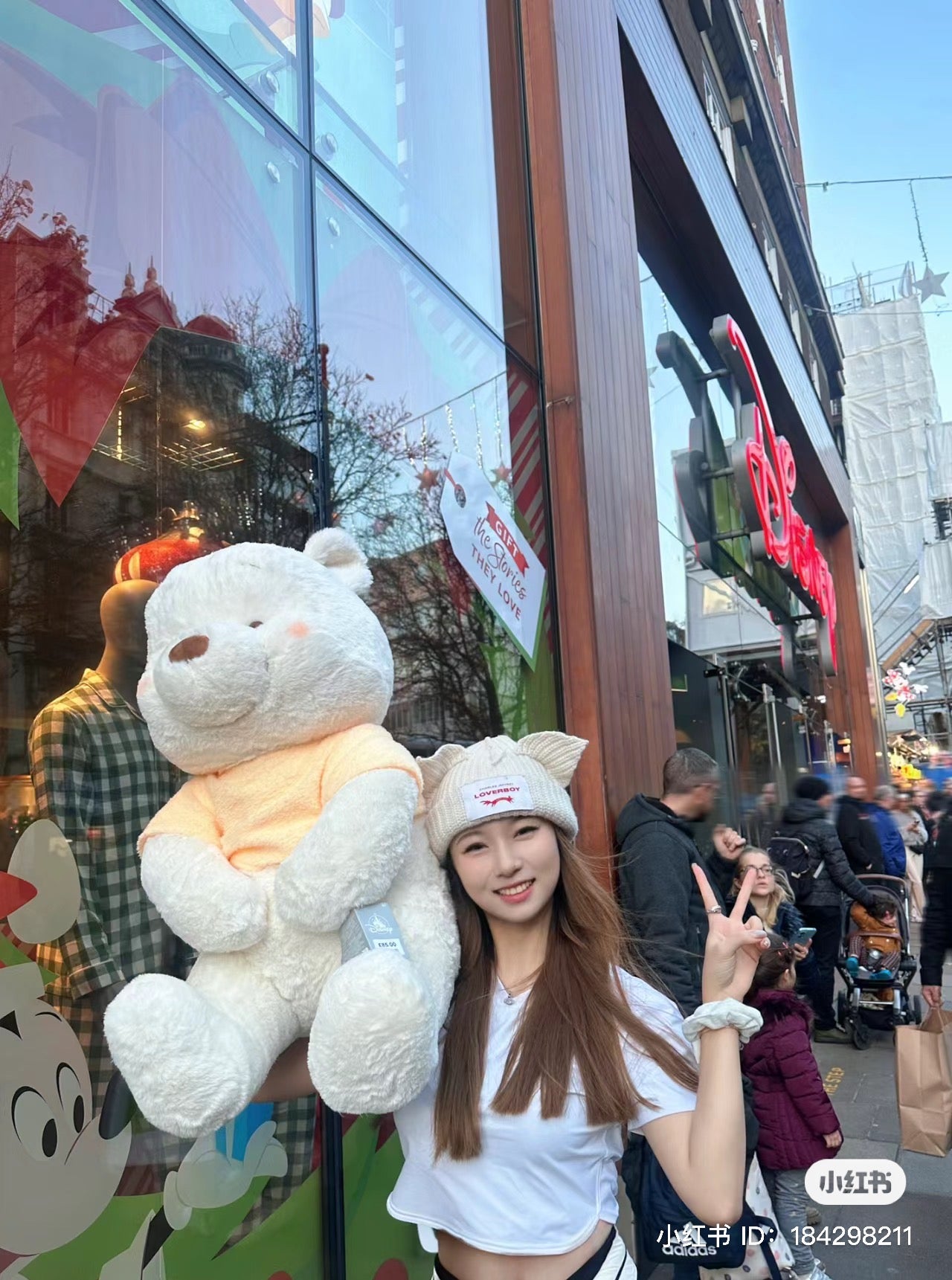 Disney|冬日白色限定超大巨型蜜蜂噗噗/抱起来巨舒服/送女友最佳礼物|高さ約73×幅43×奥行き57(cm)