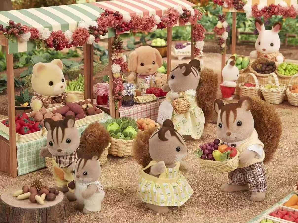 SylvanianFamilies|Walnut Squirrel Boy Doll