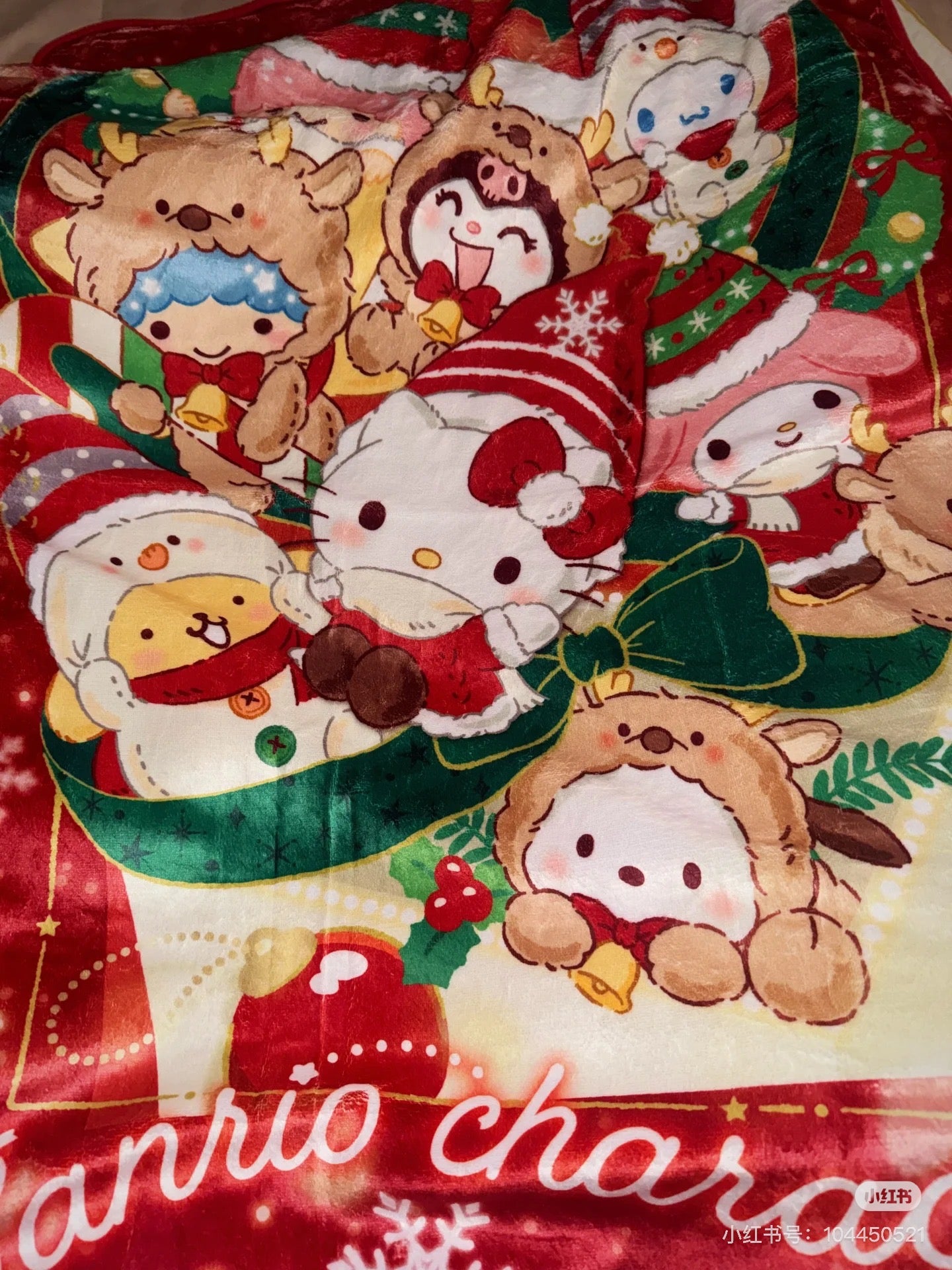 Sanrio三丽鸥|Cushion Blanket - Christmas 2024圣诞限定可收纳加绒加厚盖毯丝绒抱枕/靠垫/正反面都可爱|约105×1×70cm
