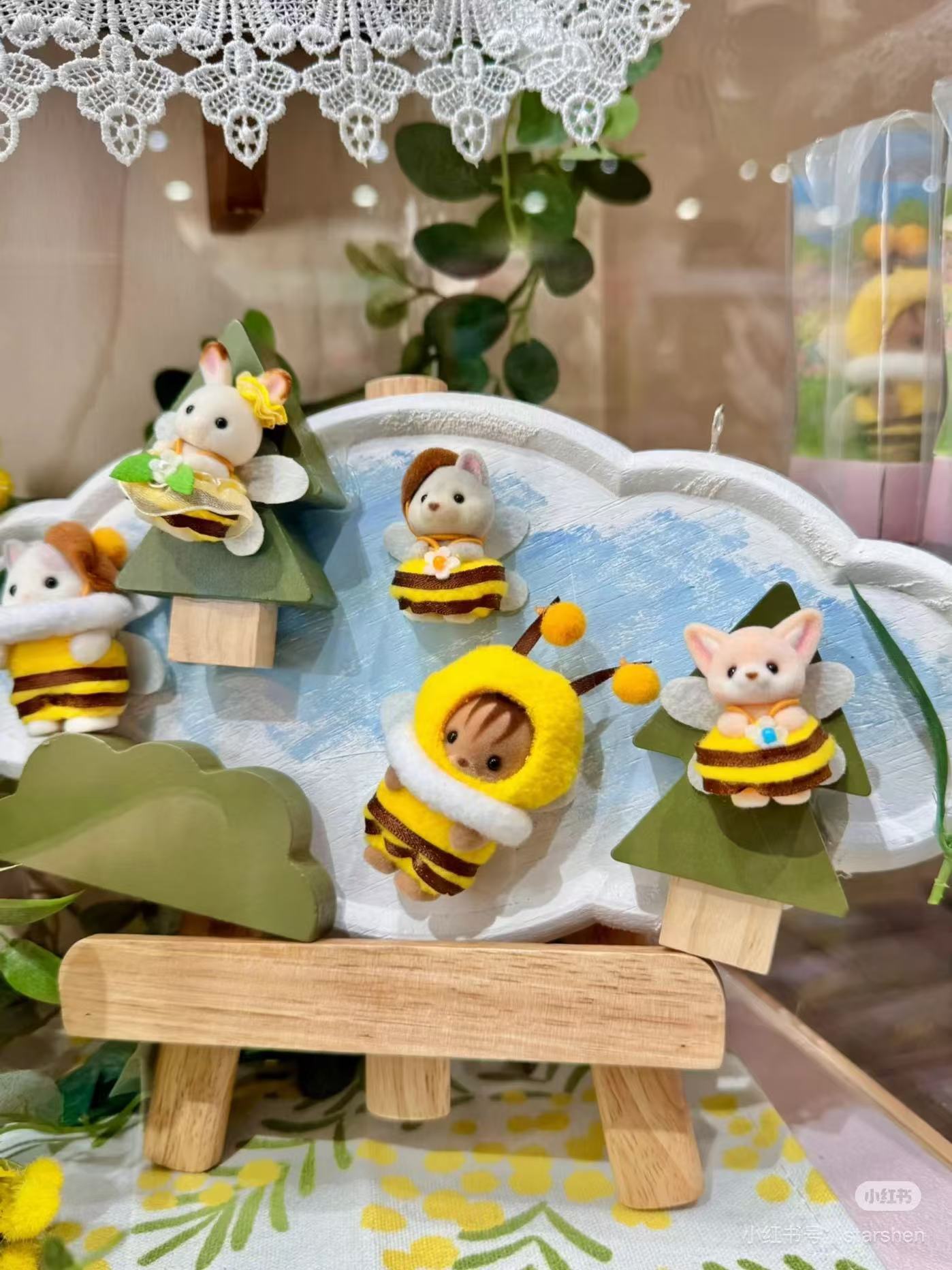 【store available, limit 1】SylvanianFamilies|Gather Baby Doll Set Honeybee Calico Critters
