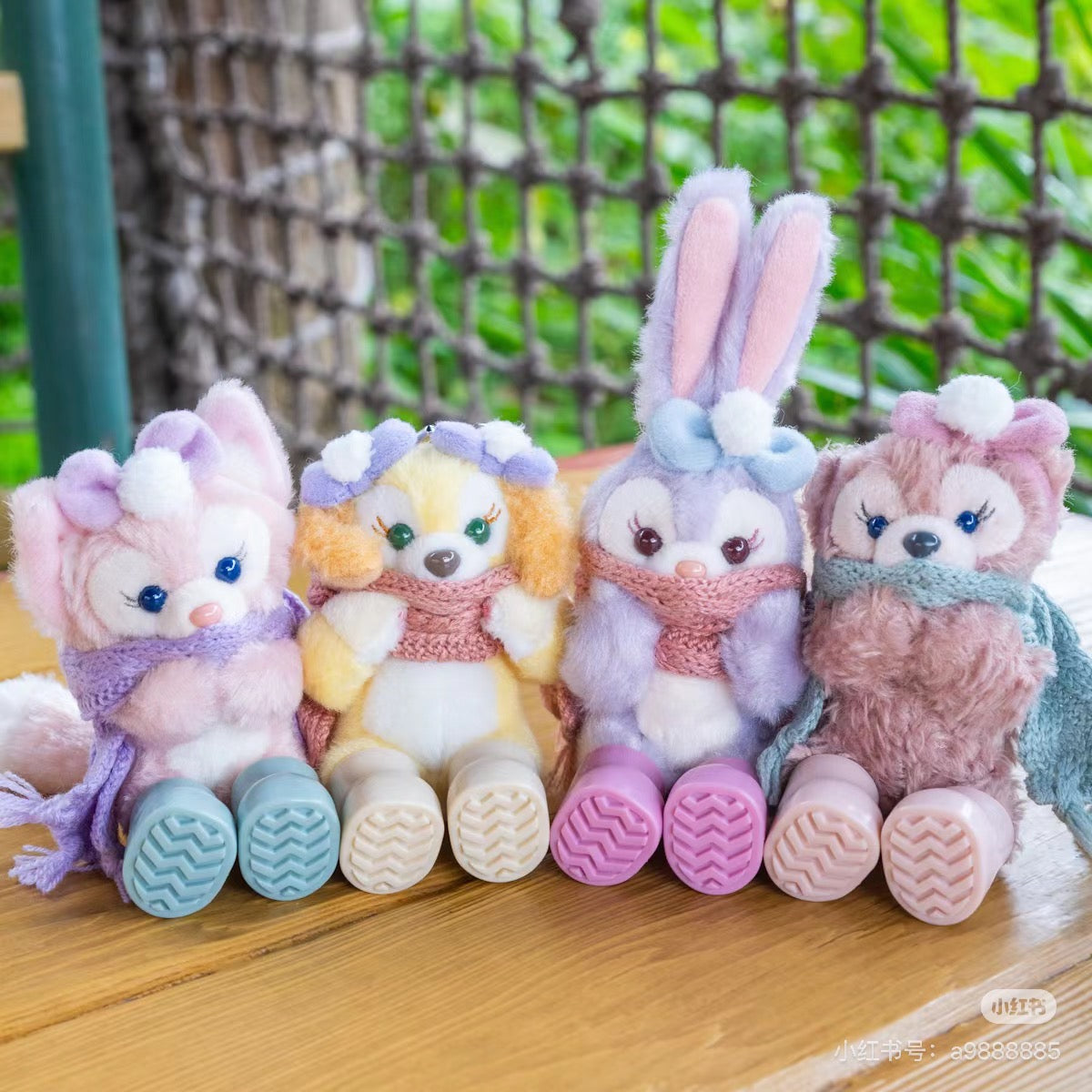 Disney迪士尼 |东迪2024冬日限定七宝坐姿围巾毛绒玩偶挂件/包挂