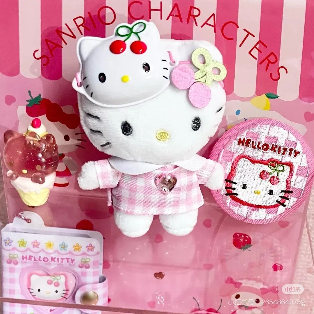 HelloKitty凯蒂猫|Plush Keychain With Reel - Hello Kitty / Nurse Blue天使护士系列可伸缩毛绒玩偶钥匙扣挂件/包挂|约H116 × W75 × D63mm