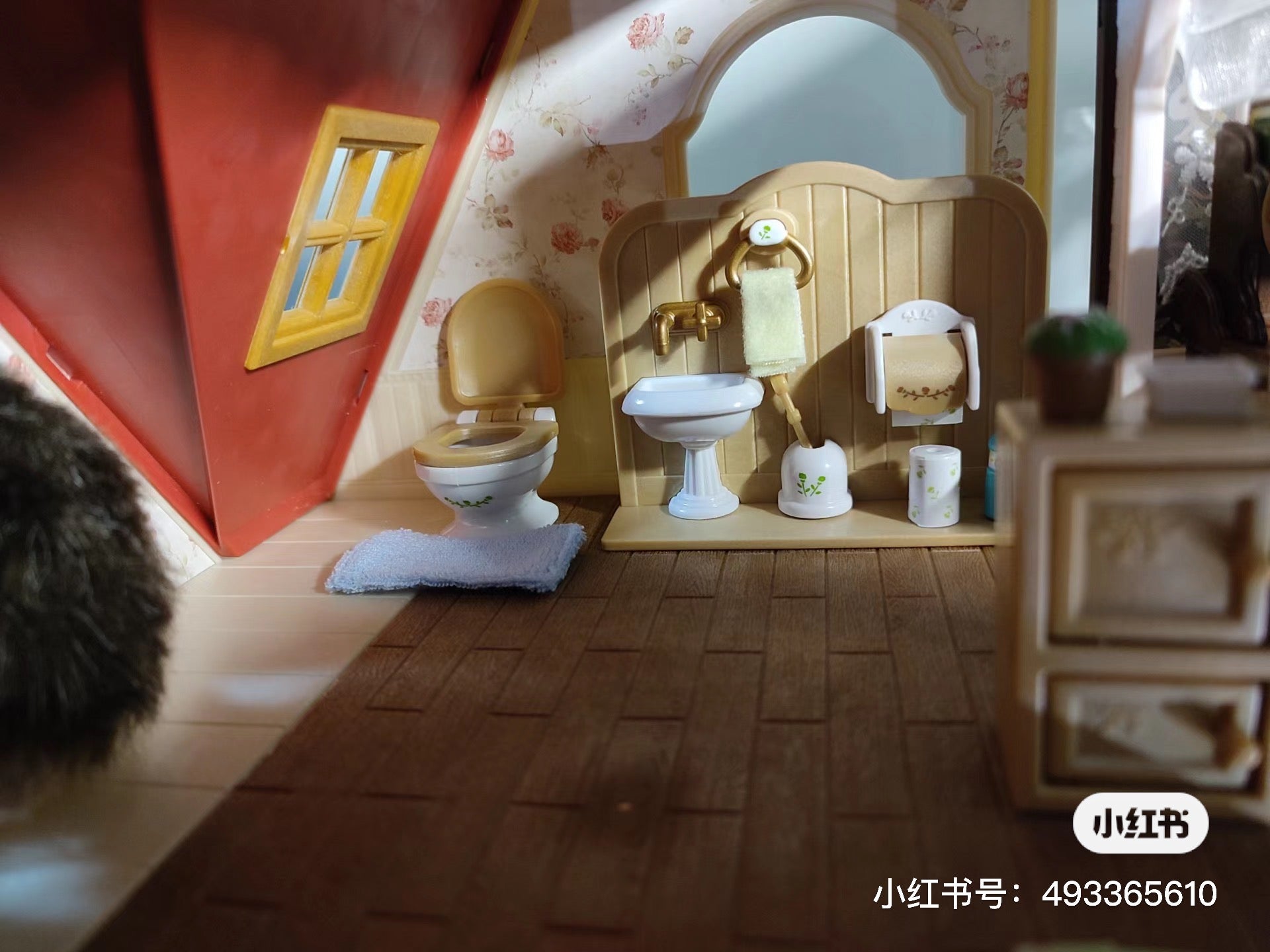 SylvanianFamilies森贝儿家族|Red Roof Cosy Cottage Starter Home-Chocolate Rabbit巧克力兔站宝+甜梦小屋/别墅套组5567