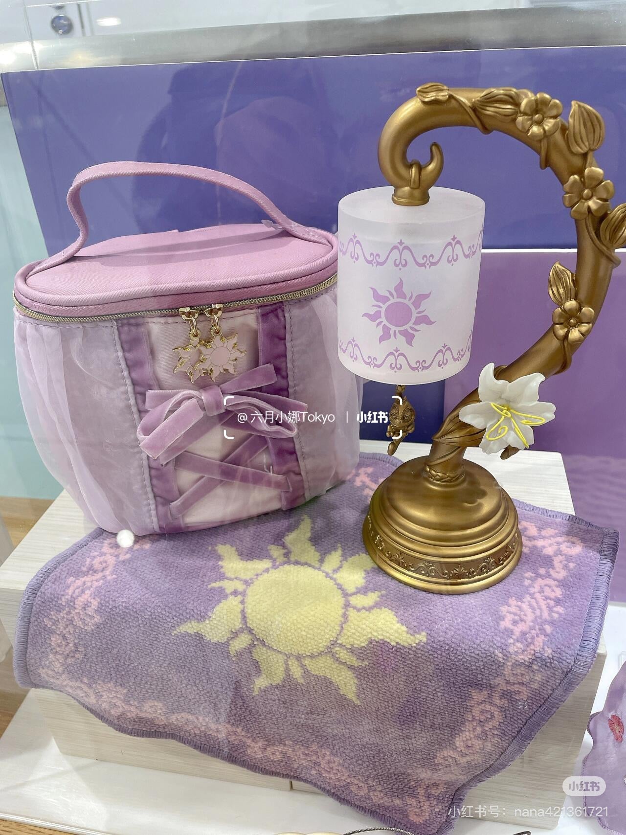 【限购1】Disney迪士尼|Tangled Pascal LED Light FEEL LIKE RAPUNZEL lantern cute长发公主幻想之泉乐佩帕斯卡LED台灯/小夜灯|約高さ21.5×幅11×奥行き8.2(cm)