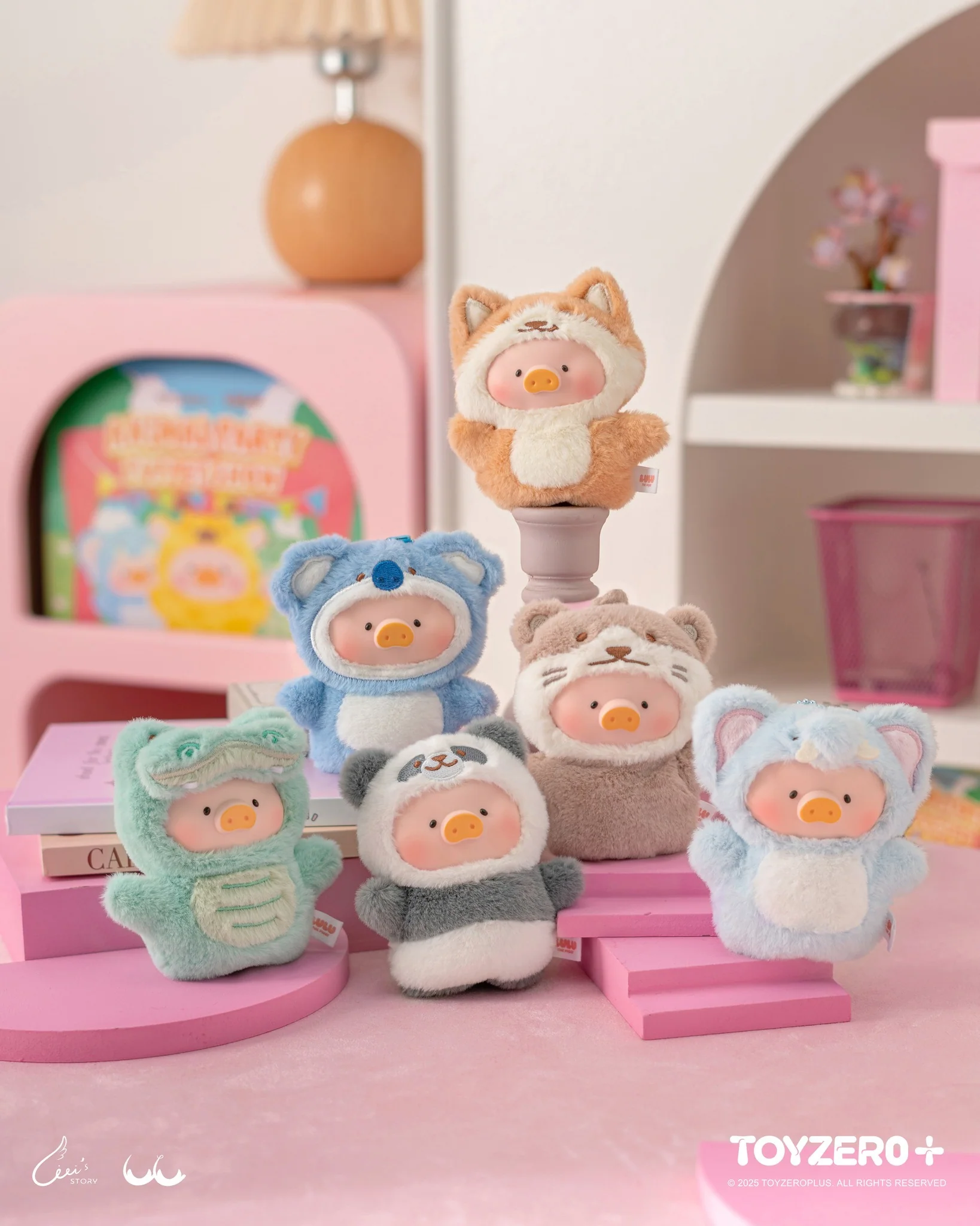 TOYZERO LuLu the Piggy Animal Party Puppet Show Finger Vinyl Face Keychain blind box