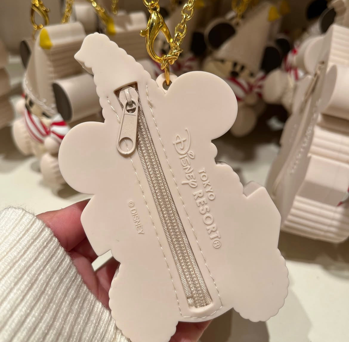 Disney迪士尼 |Merry Lil RingRing Mickey东迪2024圣诞精灵妖精米奇系列硅胶零钱包挂件/包挂/背面有拉链