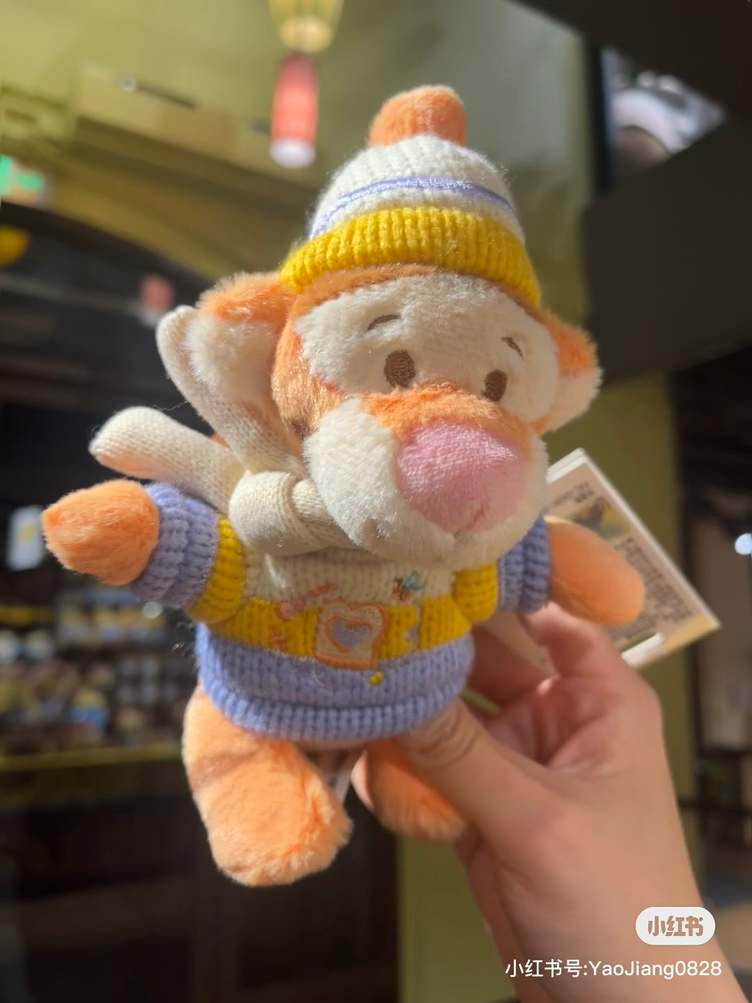 Disney SH|冬日维尼和朋友们限定戴毛茸茸帽子围巾挂件