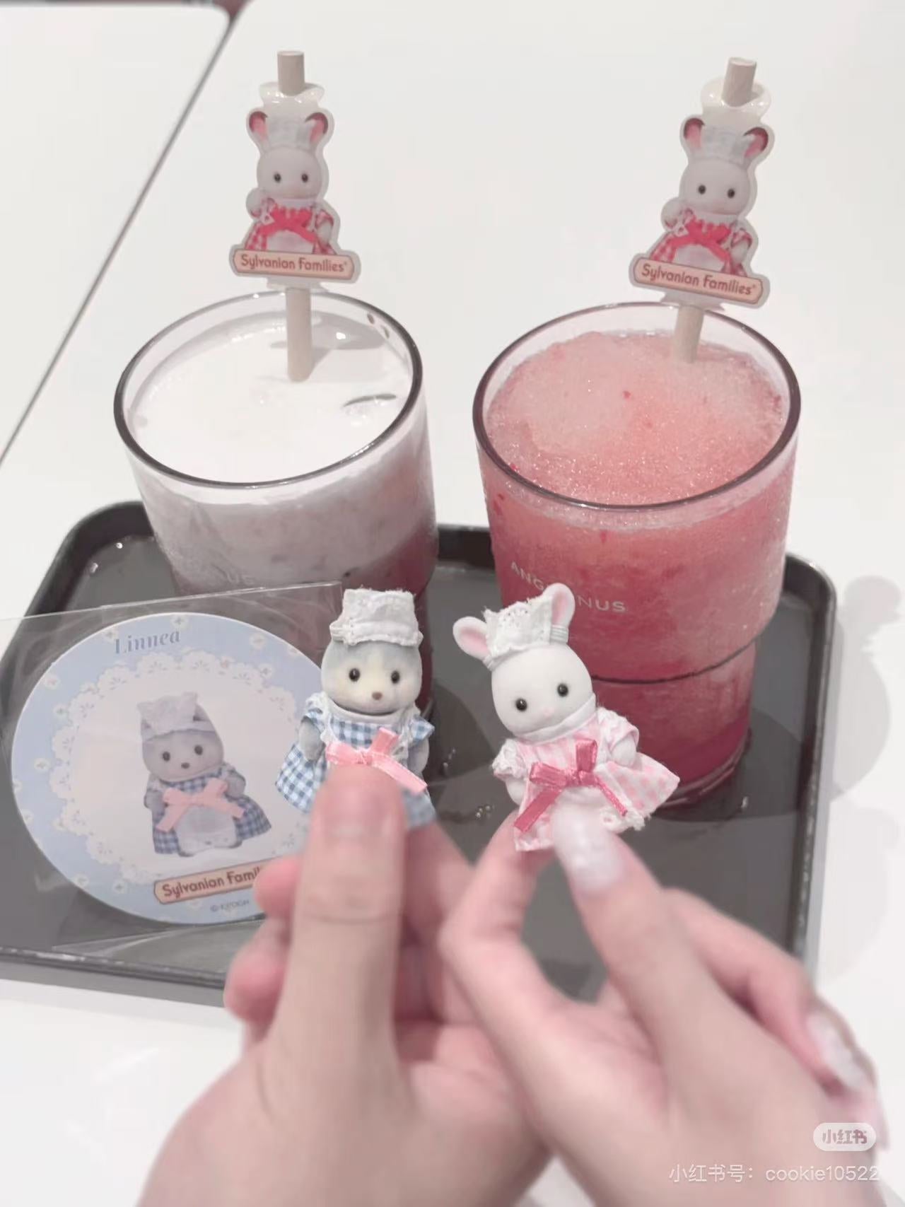 SylvanianFamilies|FOREST KITCHEN BABY Husky WAITRESS