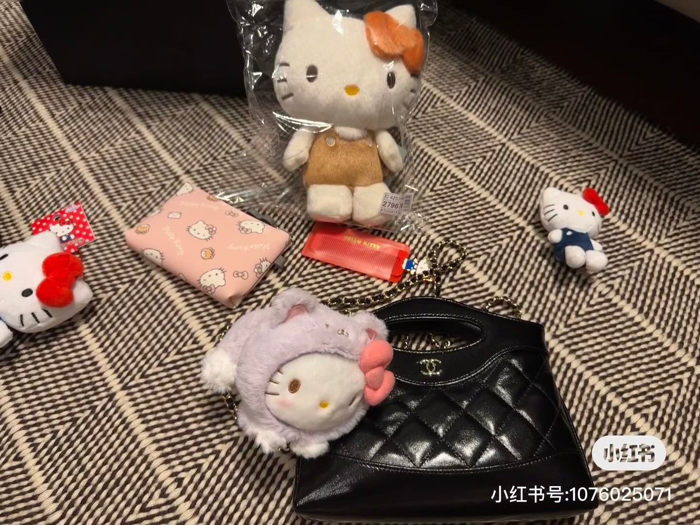 Sanrio|2024限定肉球猫咪/猫咪日系列可爱大脸挂件/包挂|约11.5 x 9.5 x 6.5cm