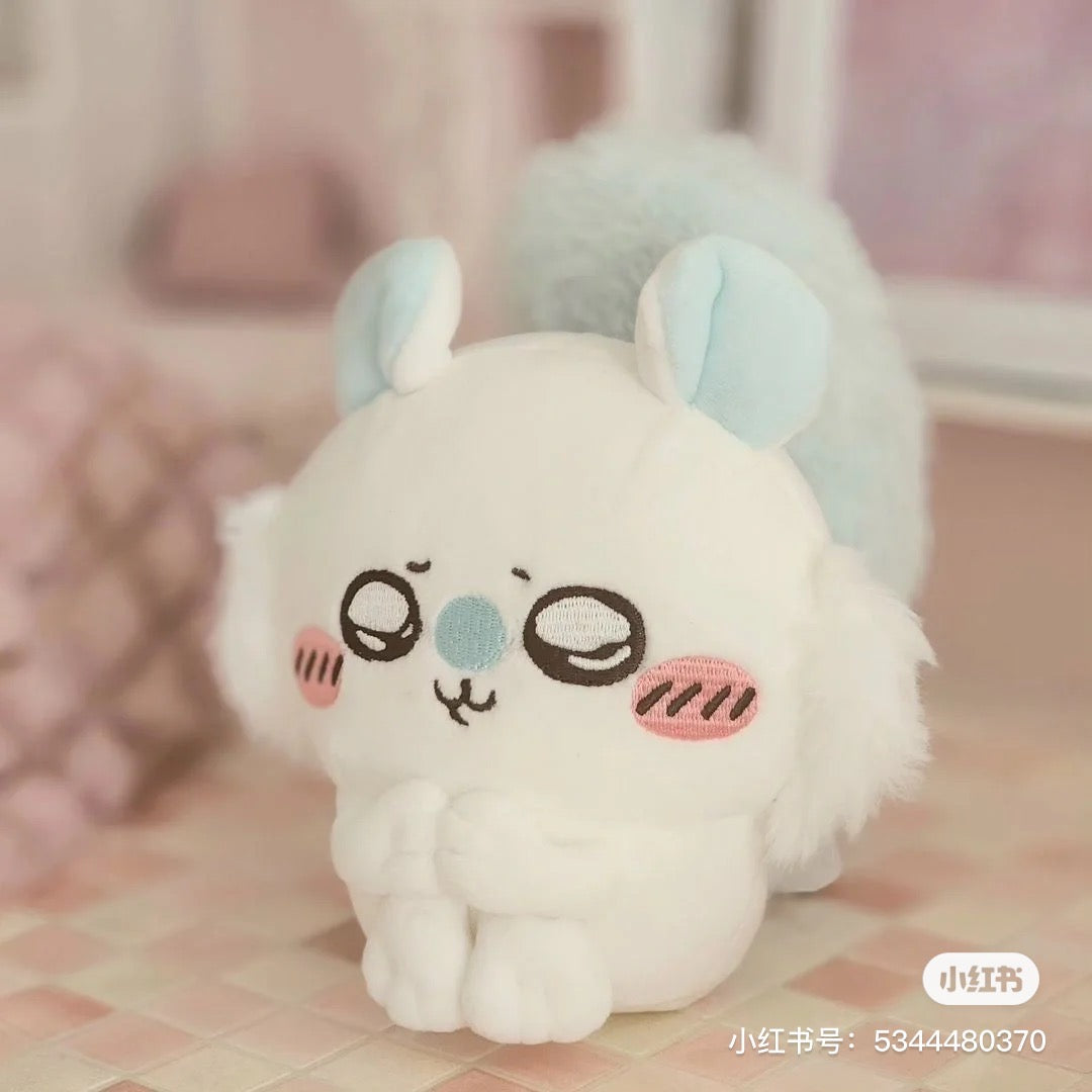 Chiikawa 吉伊卡哇|委屈抱腿坐姿玩偶/公仔|约H120×W120×D100mm