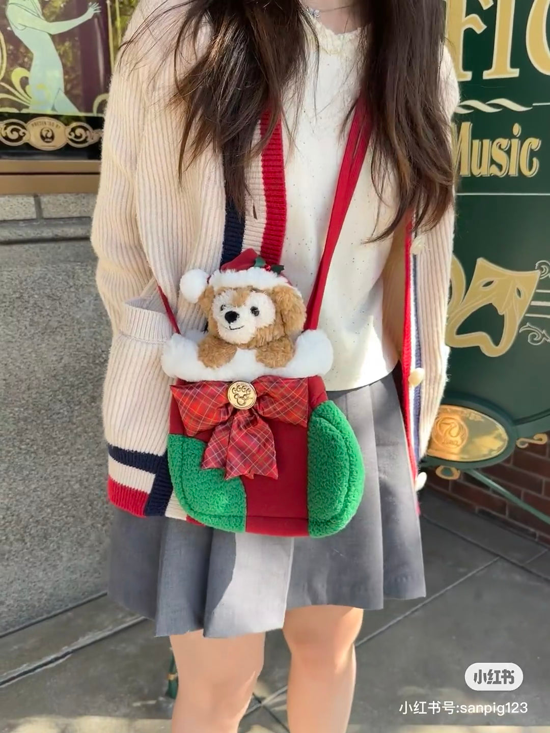 Disney迪士尼 |东迪冬日Duffy达菲圣诞袜子斜挎包/收纳包/背后有拉链