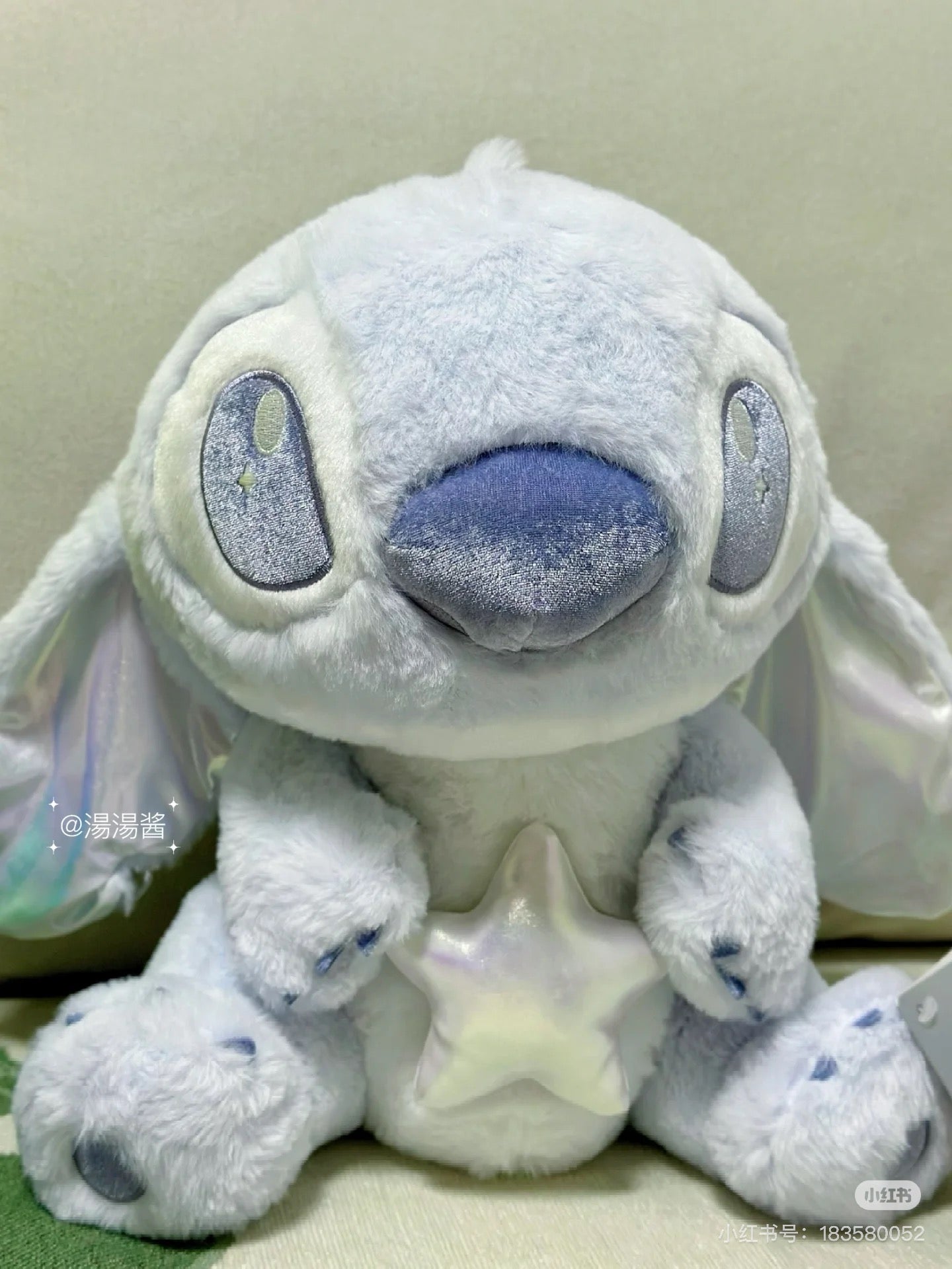 Disney SH|心愿派对系列抱星星坐姿毛绒玩偶/公仔