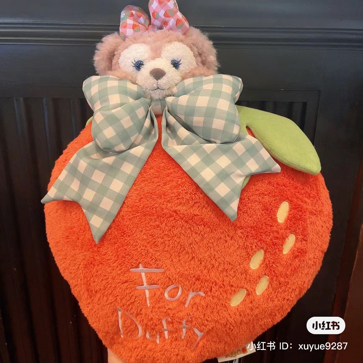 Disney迪士尼|草莓情人节限定雪莉玫草莓抱枕