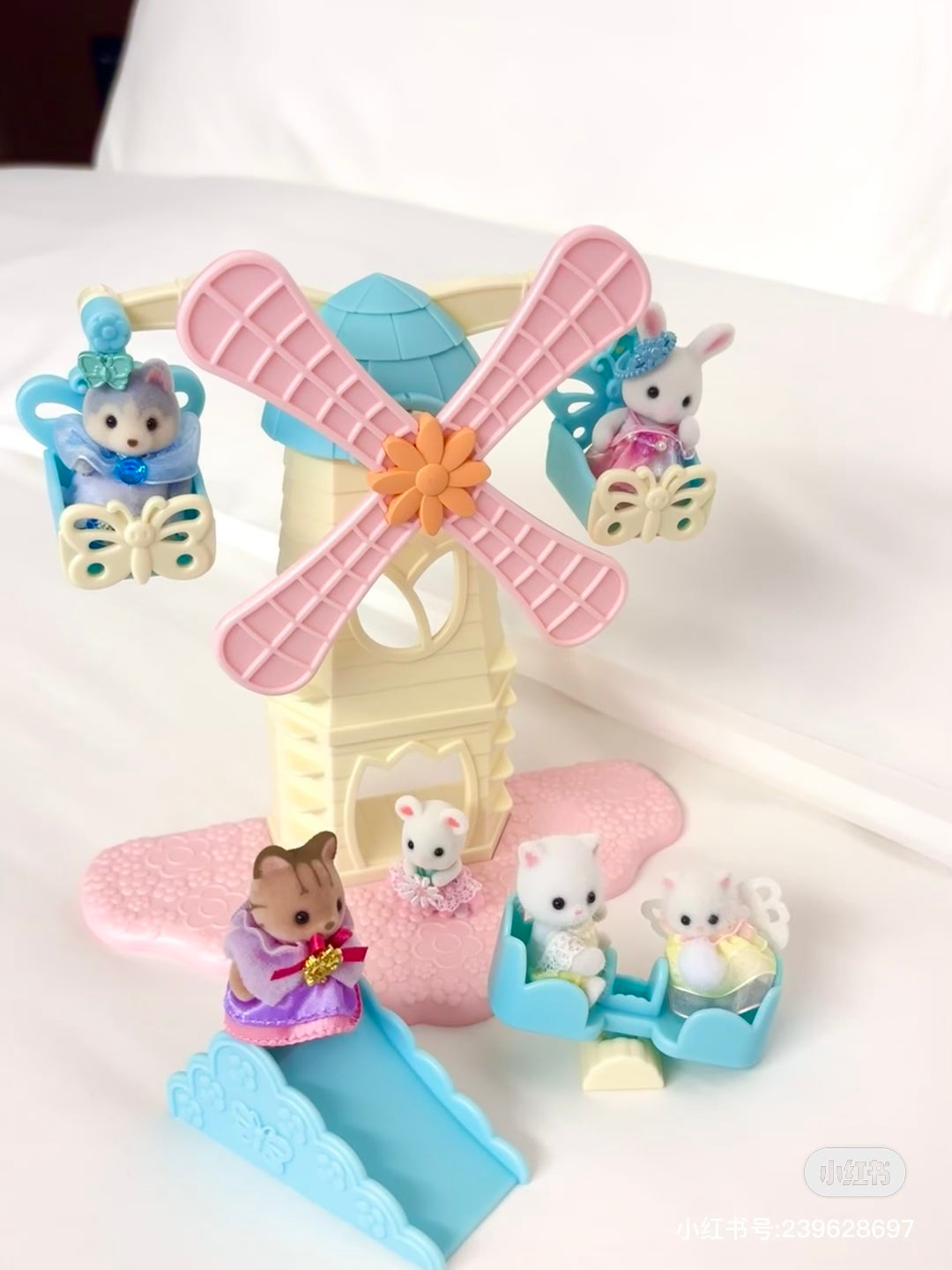 SylvanianFamilies森贝儿家族|Baby Windmill Park梦幻城堡游乐园系列花之风车套组5526