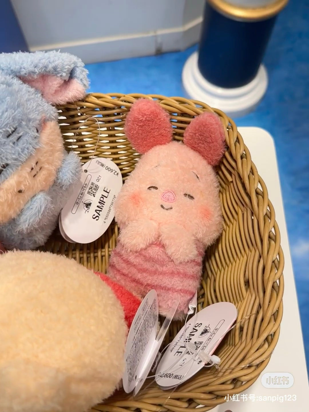 Disney迪士尼|卷毛眯眯眼系列小公仔/玩偶|约H14.5×W19×D8cm